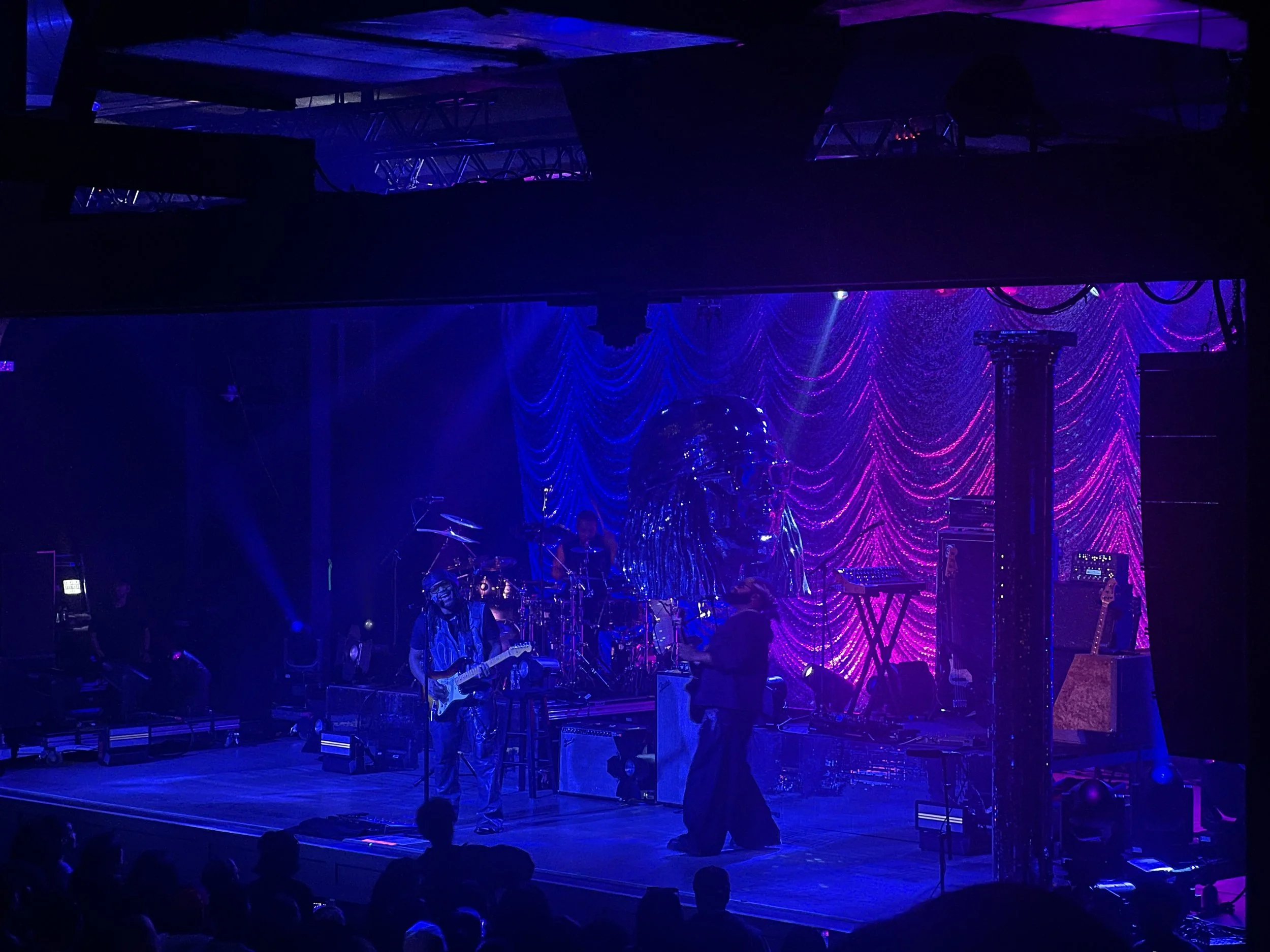 Leon Thomas 2025: A Funky, Soulful Night of R&amp;B