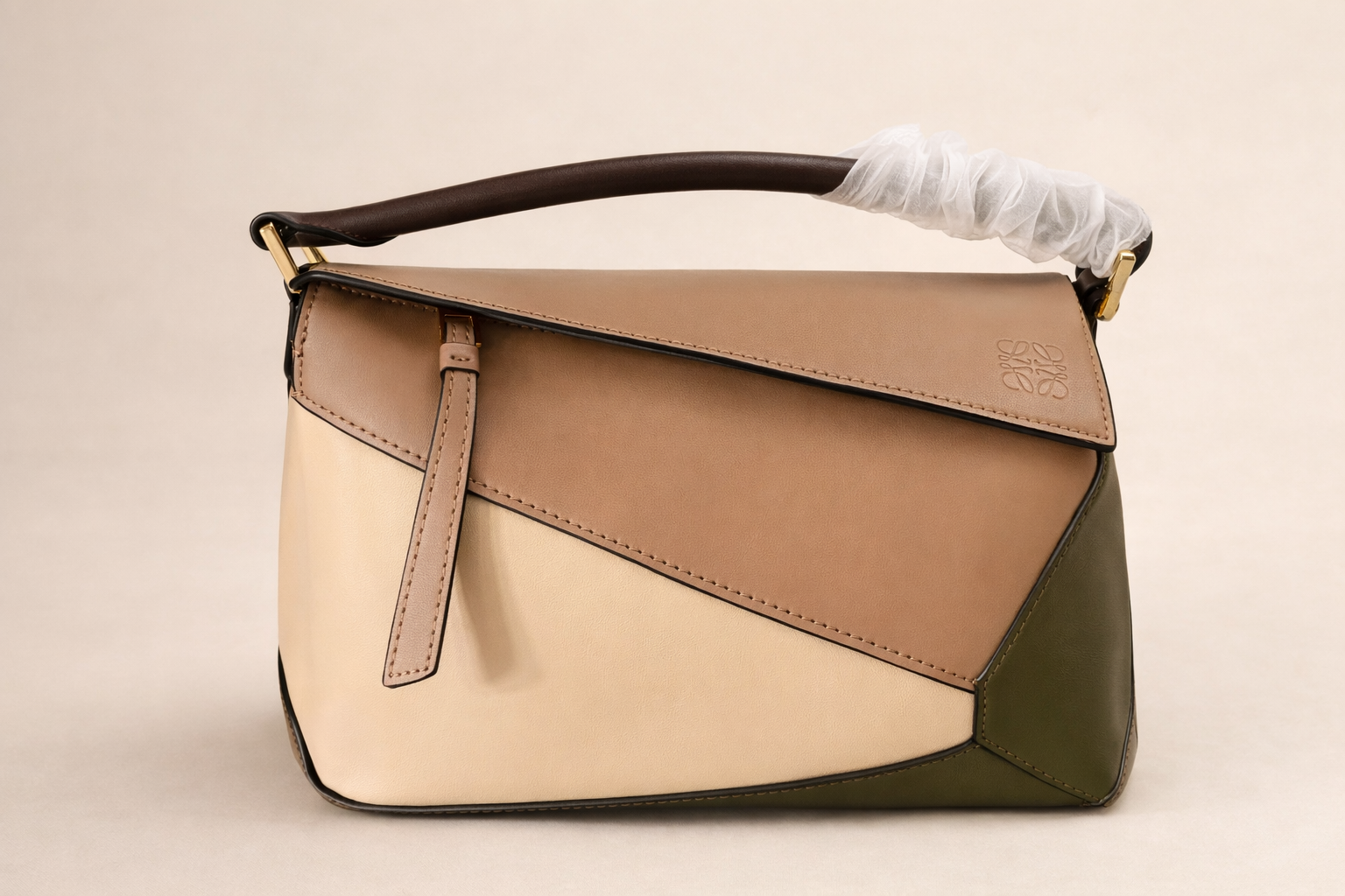 Structured/Geometric Neutral Leather Shoulder Bag | Inspired Vault