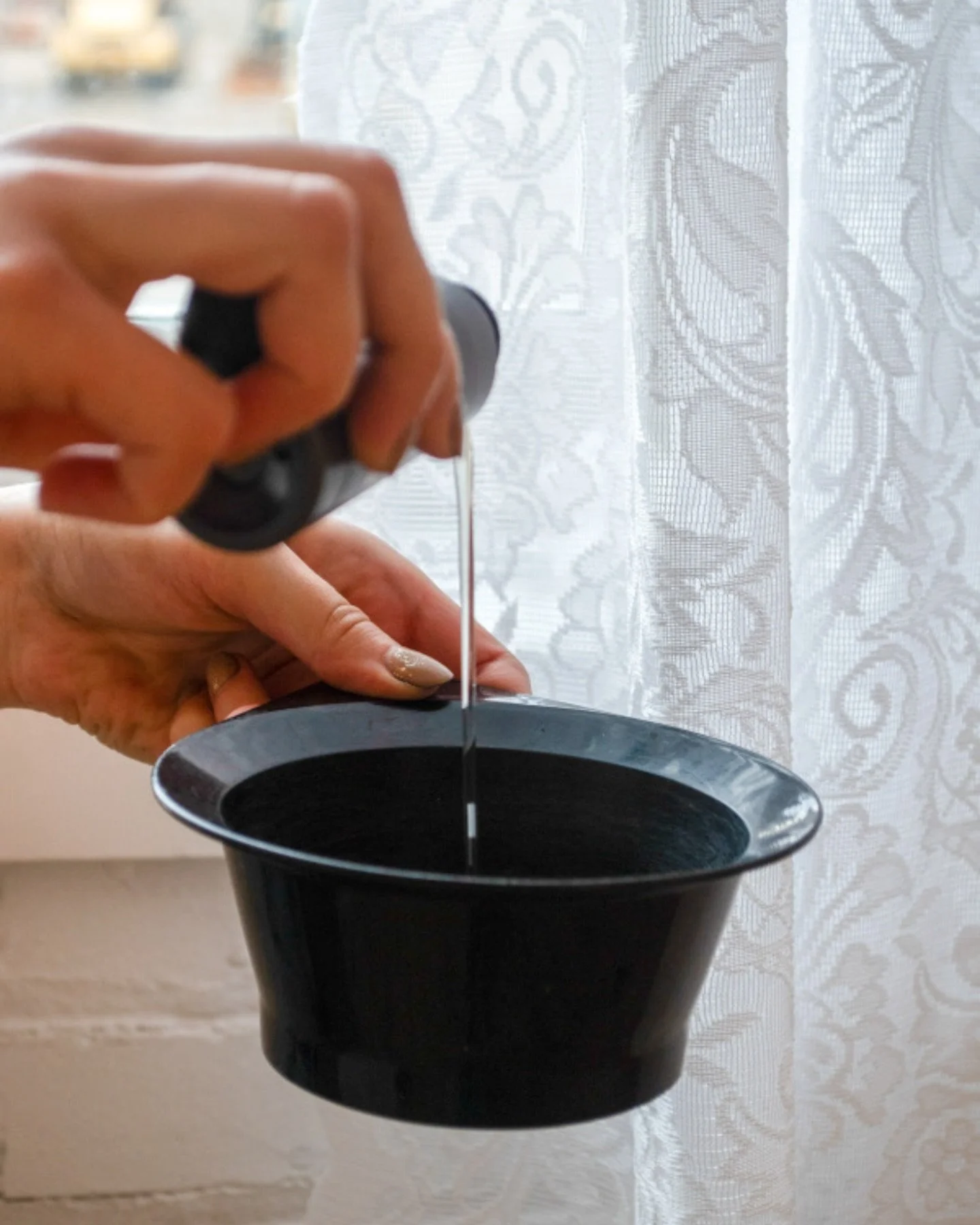 📞✨Ready for a summer glow? Book your colour appointment now - link in bio 🫶