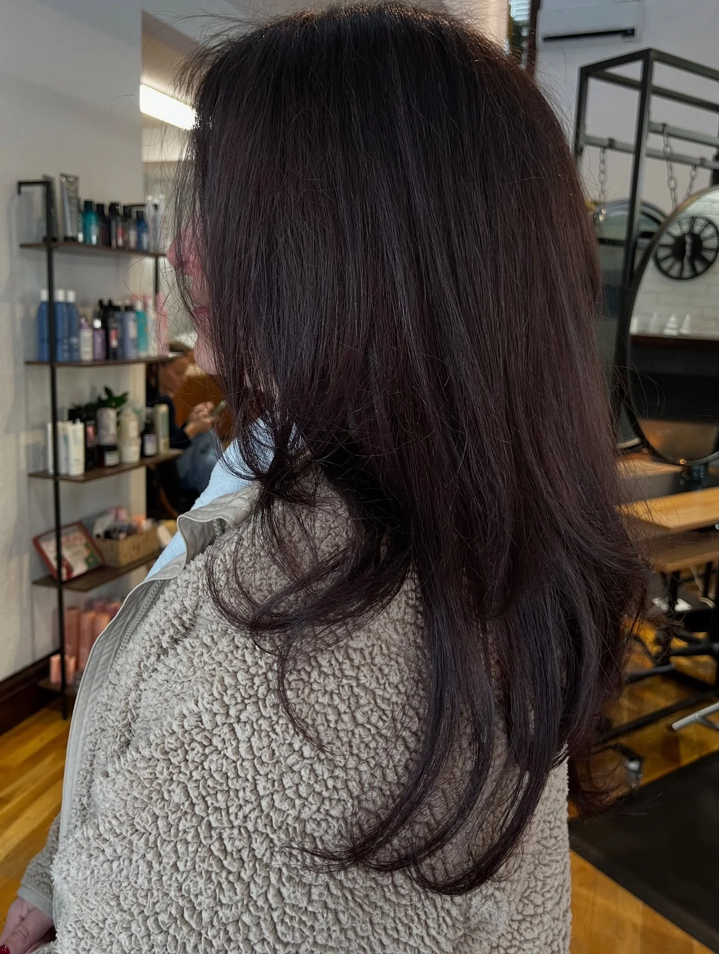 Nothing like a good glaze refresh and a bouncy blowout 😍