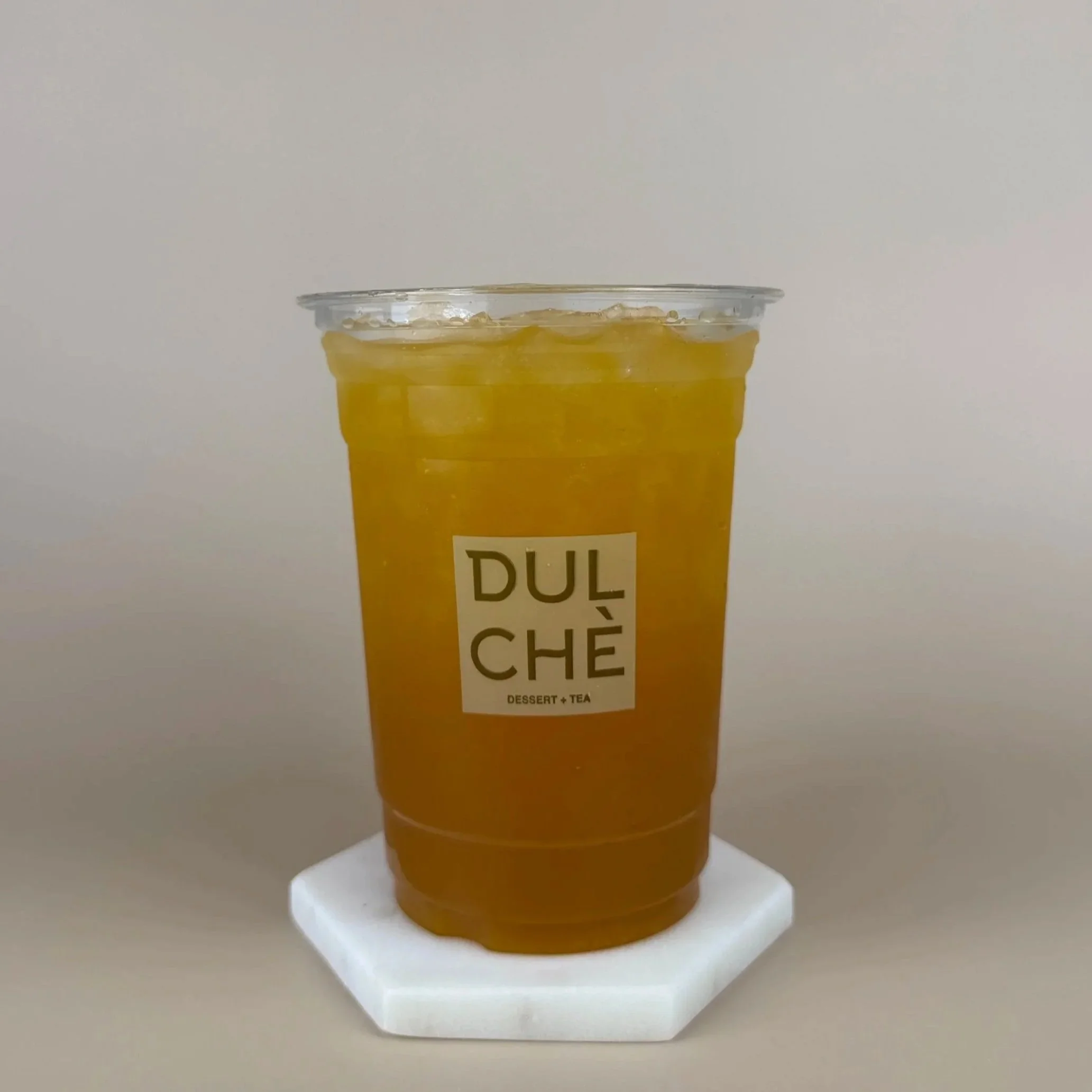 Mango Green Tea - Trà Xanh Xoài
Green tea with ripe mango flavor for the perfect mix of refreshing and sweet. Easy to sip, especially on a hot day.