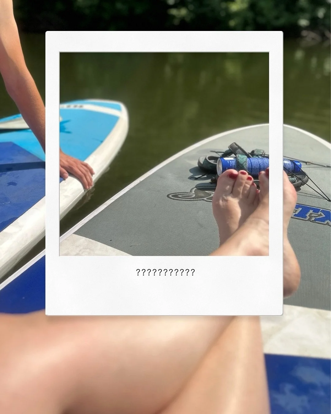 .
📸 𝑺𝑯𝑨𝑻𝑻𝑬𝑹𝑬𝑫 𝐄𝐀𝐒𝐓𝐄𝐑 𝐄𝐆𝐆 𝐂𝐇𝐀𝐋𝐋𝐄𝐍𝐆𝐄: 𝐃𝐀𝐘 3
⠀⠀⠀⠀⠀⠀⠀⠀⠀
👀 Yesterday&rsquo;s Easter Egg?
Page 286: Tessa attends a high school soccer game and feels the bleachers bounce with the pounding of hundreds of feet after Cara scor