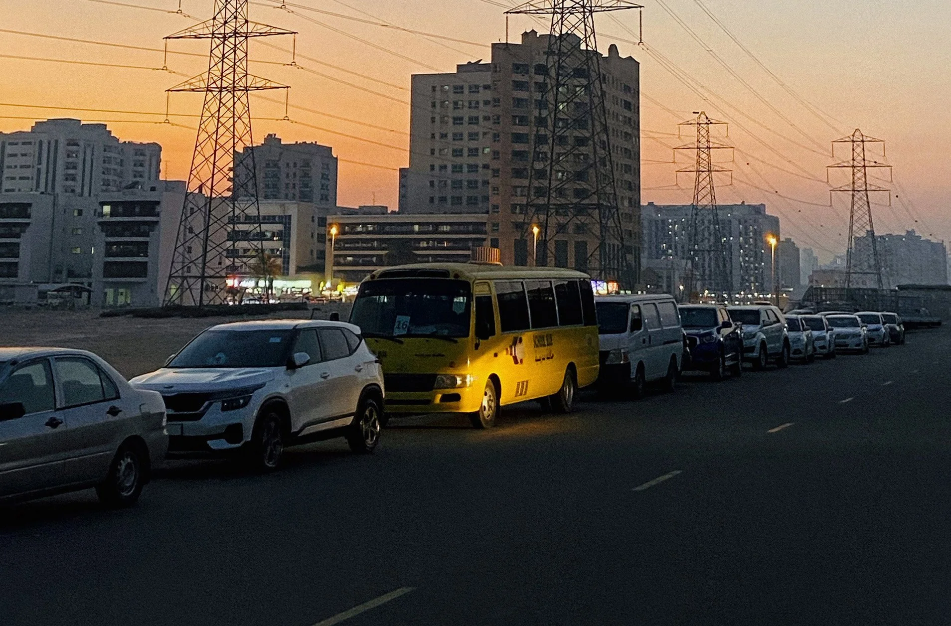 Dubai, Entrance