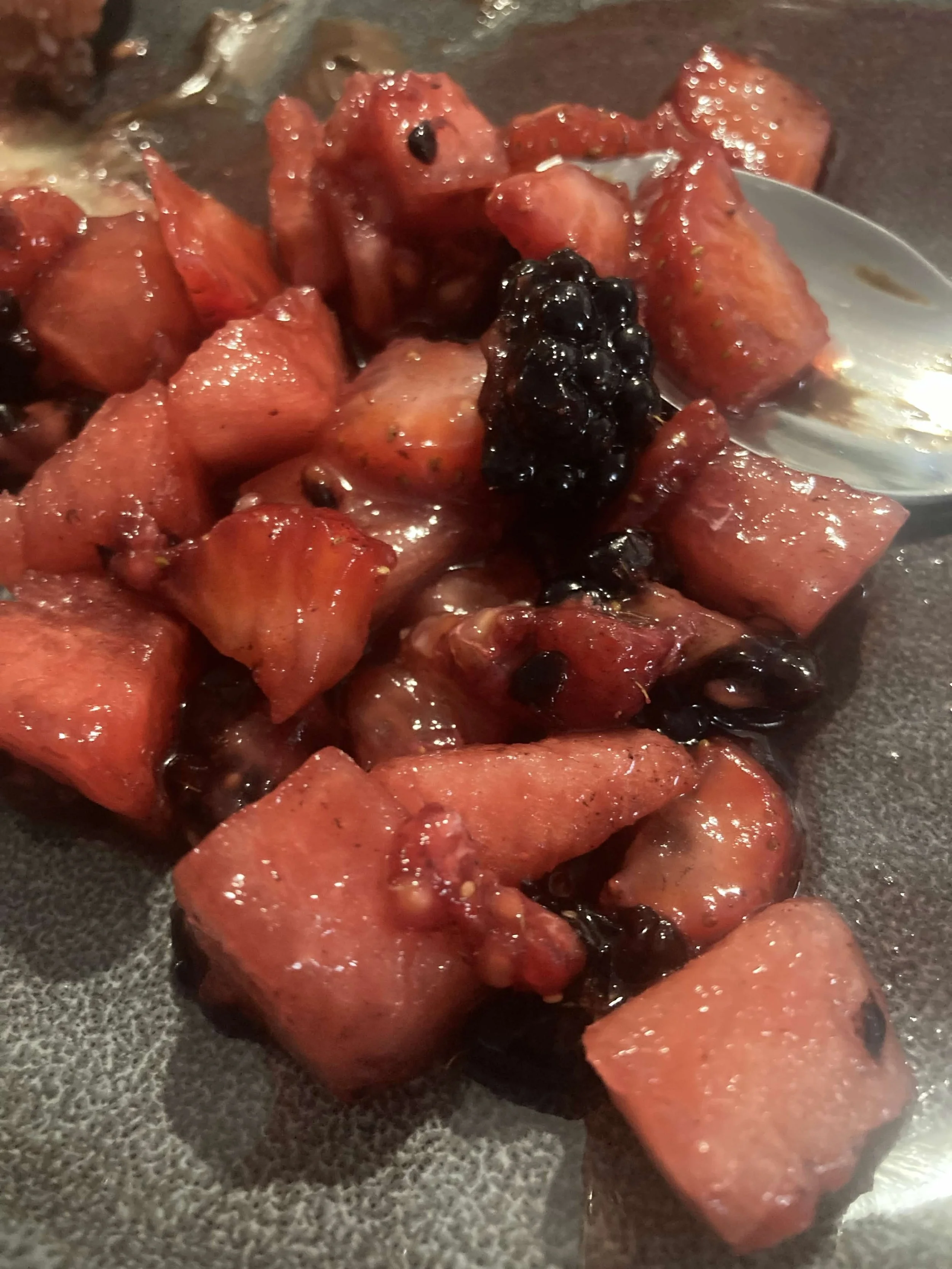 HAVING A BOWL OF FRUIT SALAD CAN BE HEALTHY BOOSTING THE BODY FOR HYDRATION ,DIGESTION ,IMMUNITY HEALTH .EVEN HELPS MANAGE BLOOD PRESSURE WITH NATURAL ENERGY. THIS IS A BERRY FRUIT SALAD MY BROTHER MR WALK MADE.
