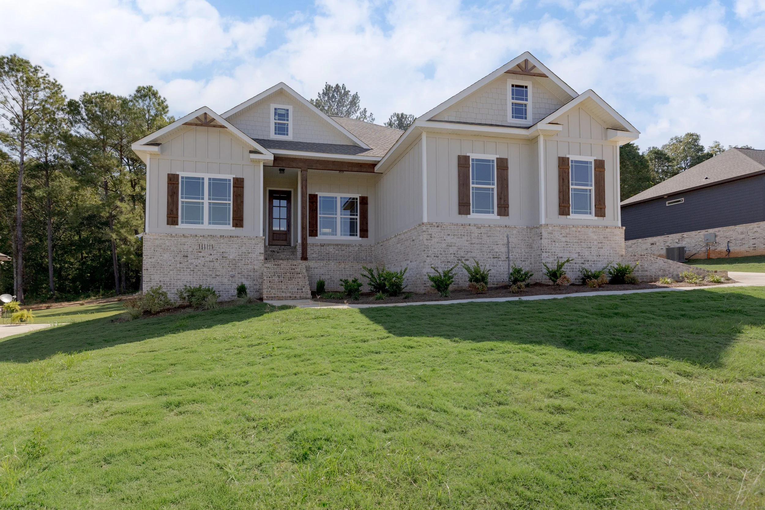 102 RIVER RIDGE DR, HAWKINSVILLE GA
