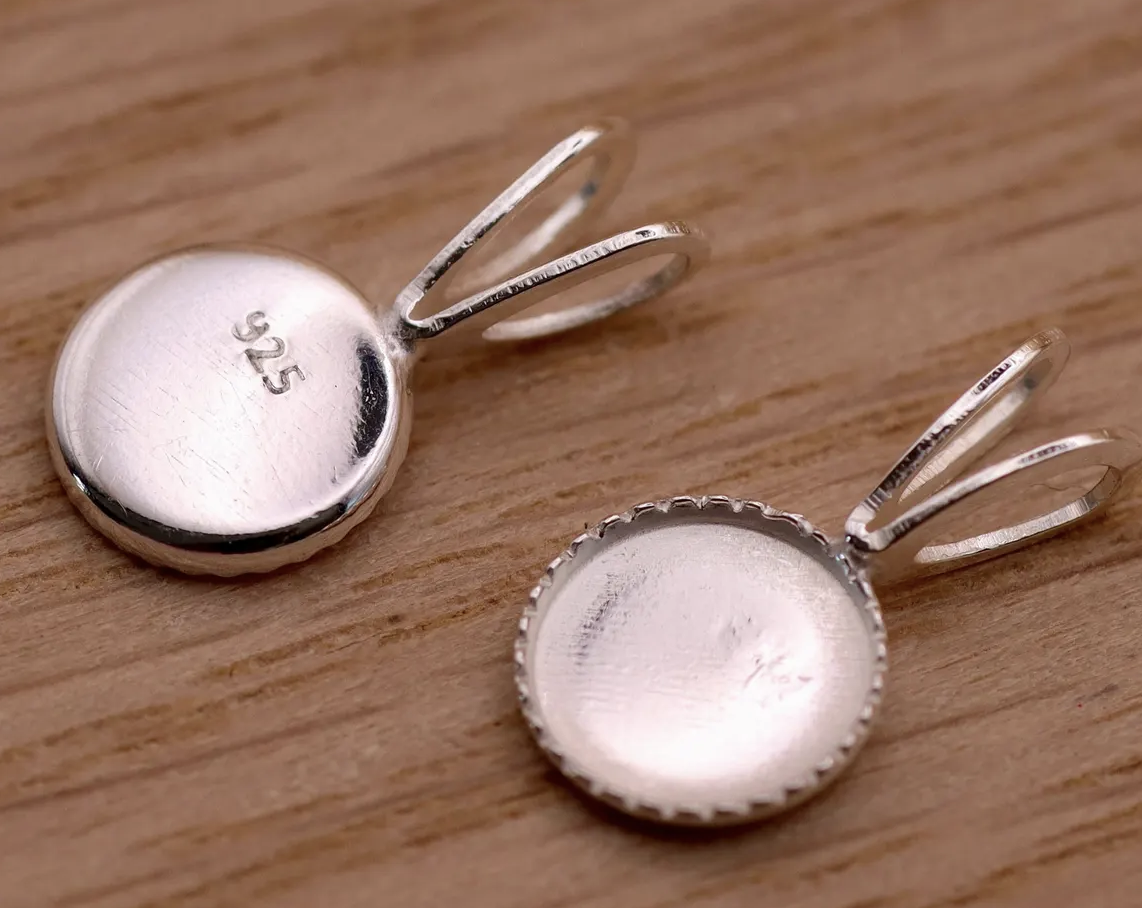 8mm Round Inclusion Charm