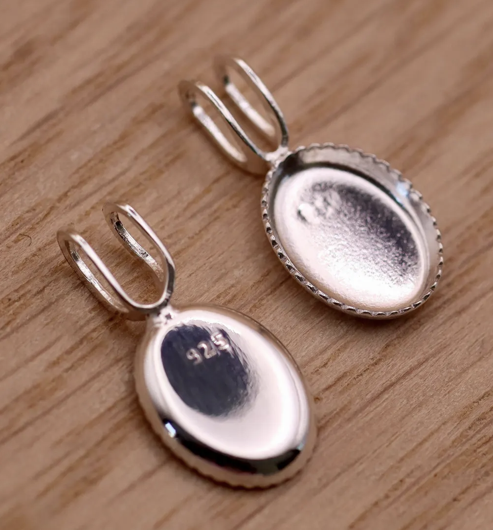 8mm x 6mm Oval Inclusion Charm