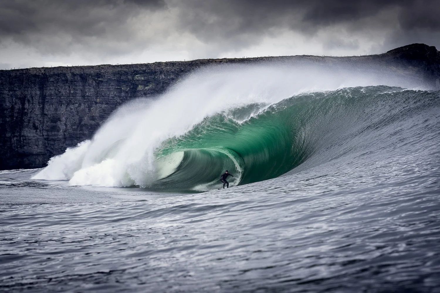 Cliff Barrel