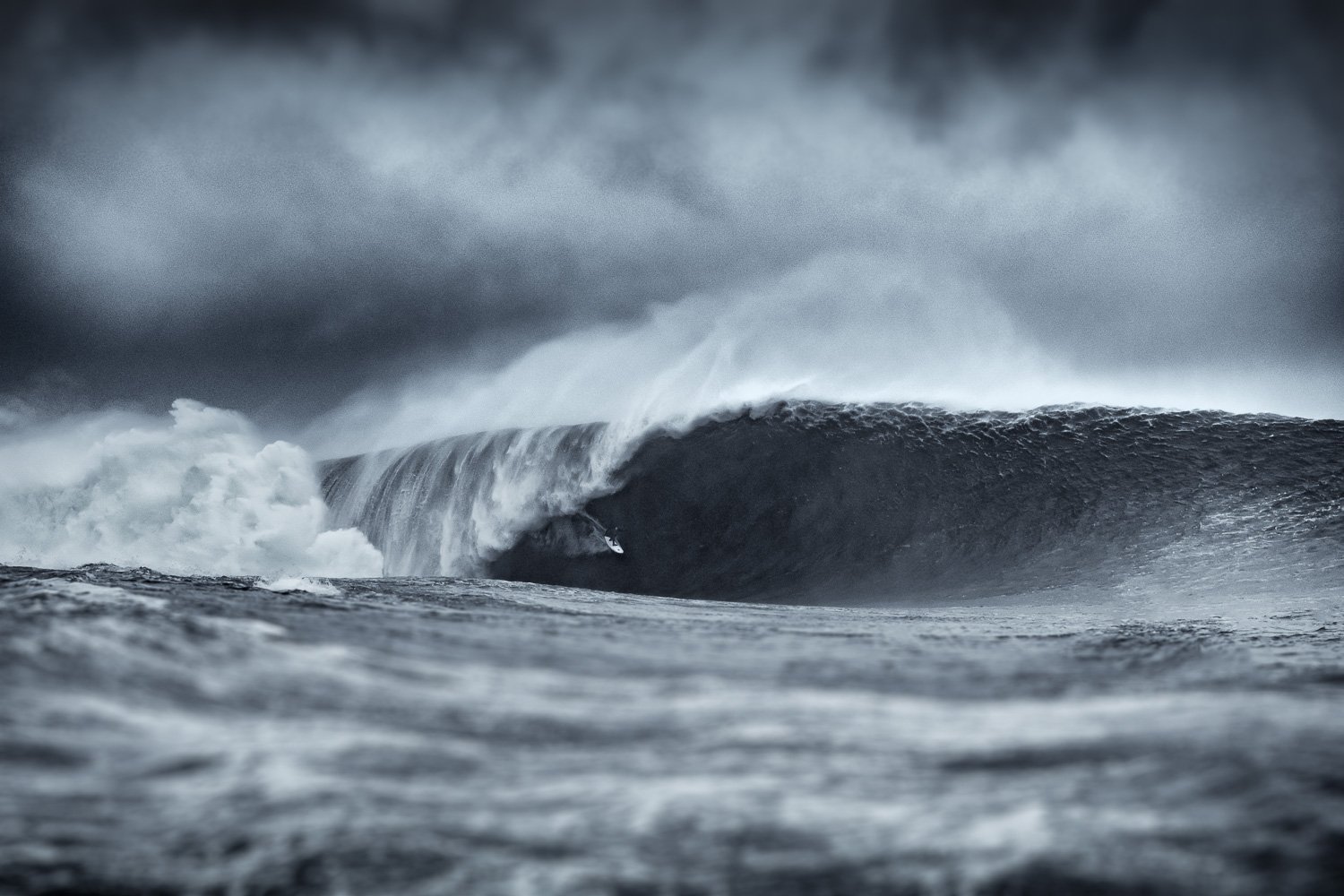 stormy-ocean-big-wave-mullaghmore-paddle-wave-surf-photography.jpg
