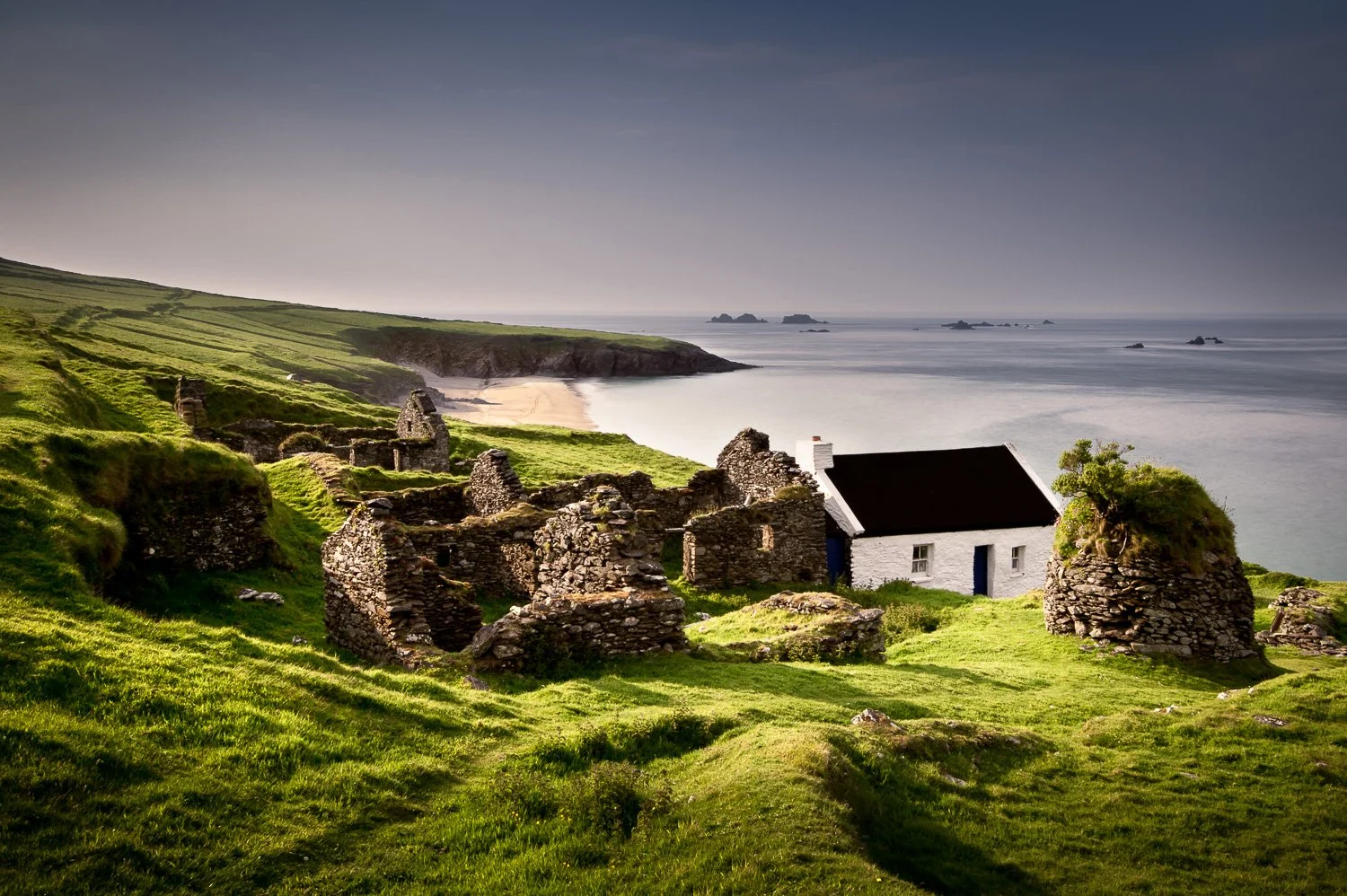 blasket-island-village-kerry-ireland.jpg
