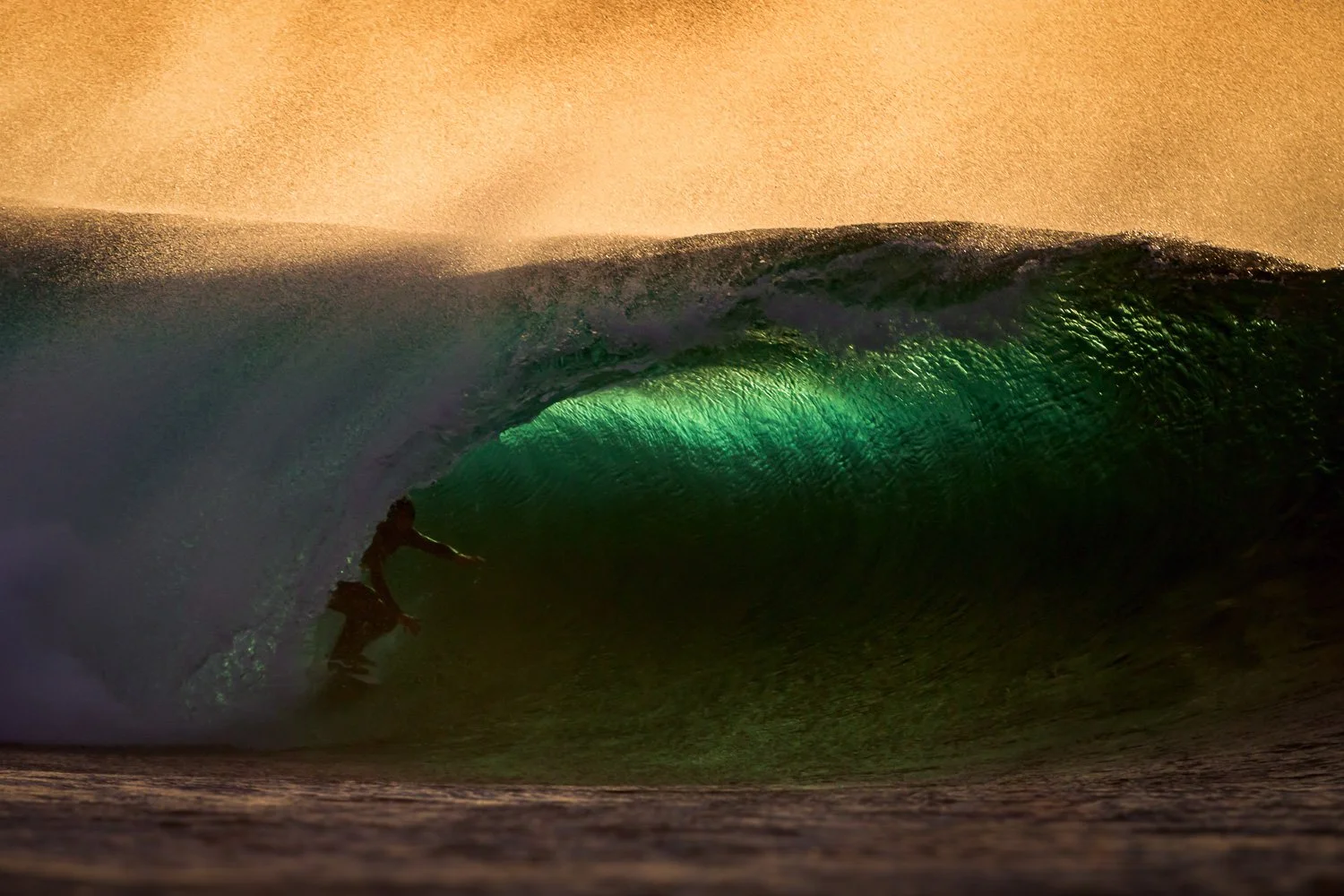 golden-hour-barrel-wave-surf-photography-rileys-ireland.jpg