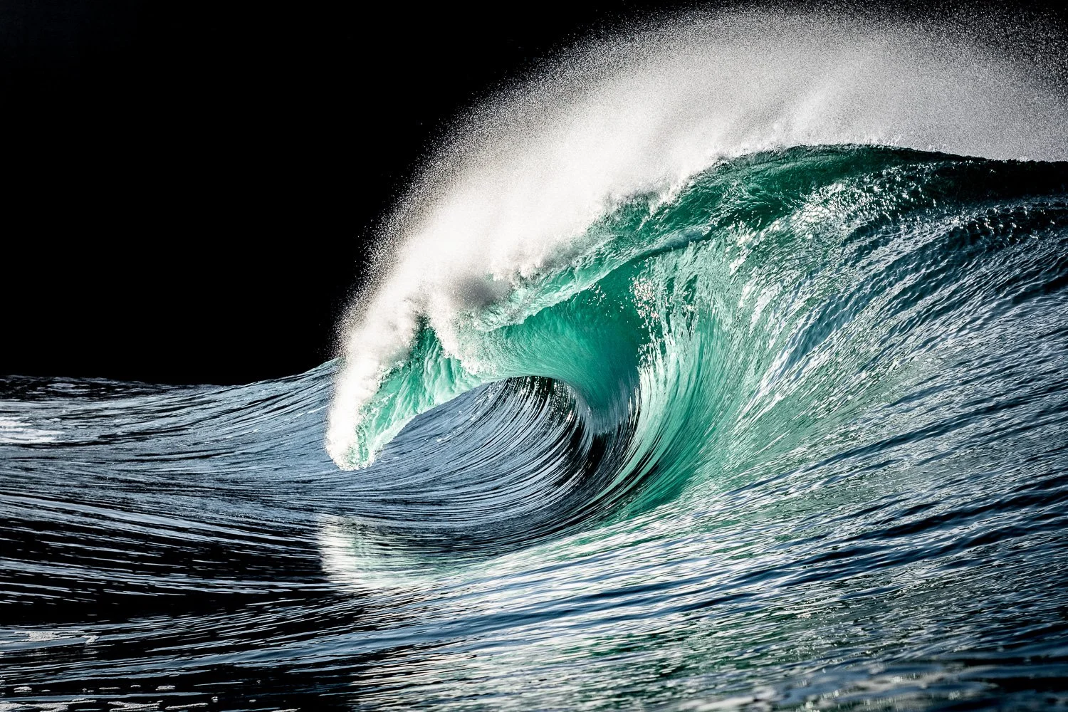 rileys-perfect-emerald-tube-shot.jpg