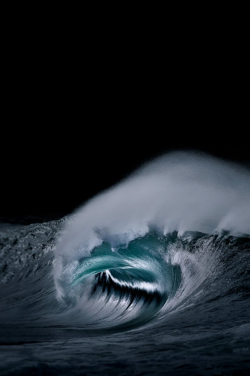 rileys-emerald-barrel-heavy-reef-break.jpg