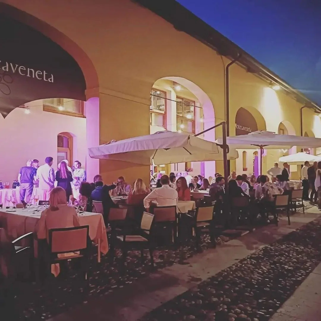 porticato esterno.jpg