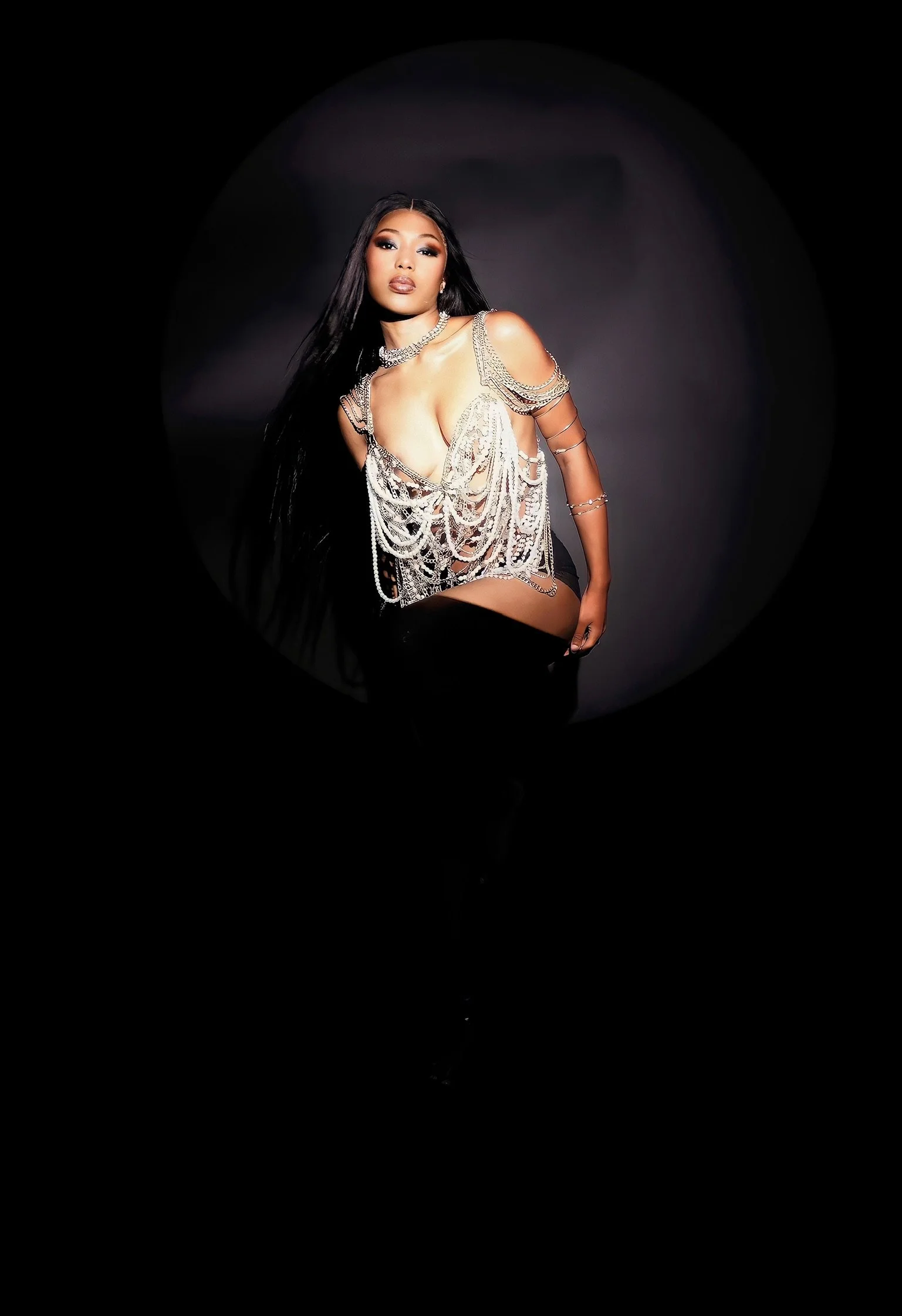 HVNLY KYRA PEARL BODY JEWELRY.JPG