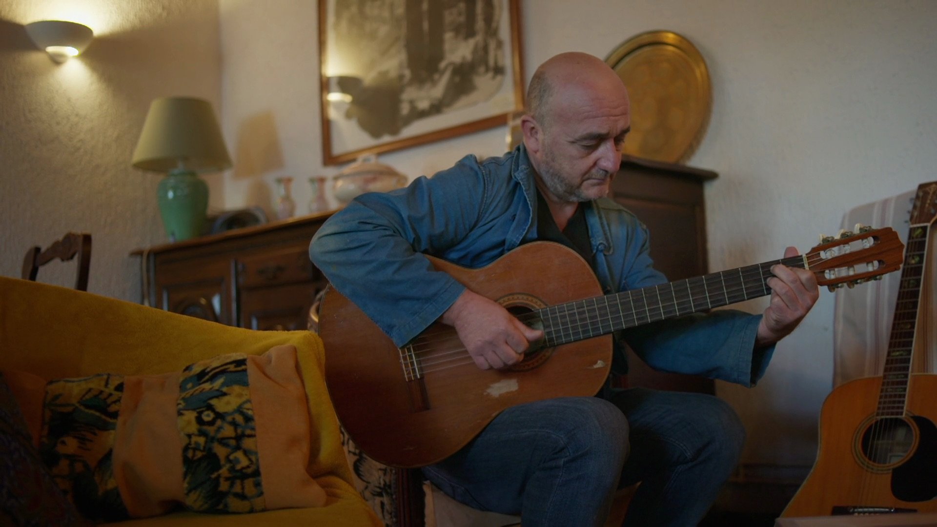 Paul Desanti dans la série documentaire D'une page à l'autre