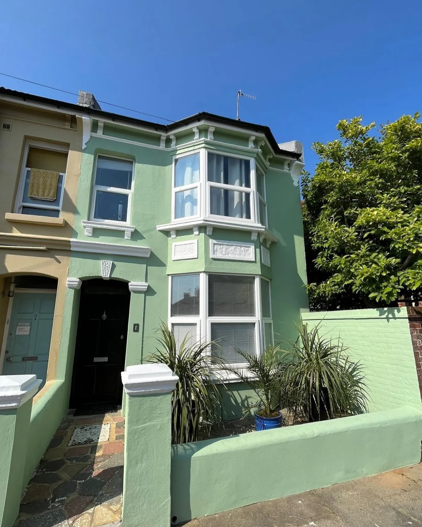Exterior redecoration in Hove