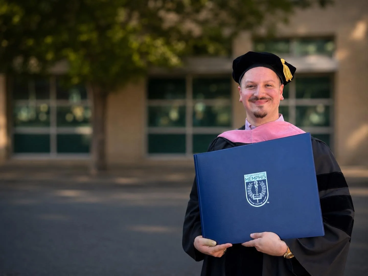 I&rsquo;m a bit late to posting this picture, but in my defense I didn&rsquo;t even know this photo was taken until this afternoon&hellip;and of course my hood is in shambles LOL but what else is new! 🤦😂

Thanks @uofmemphis for the years of educati