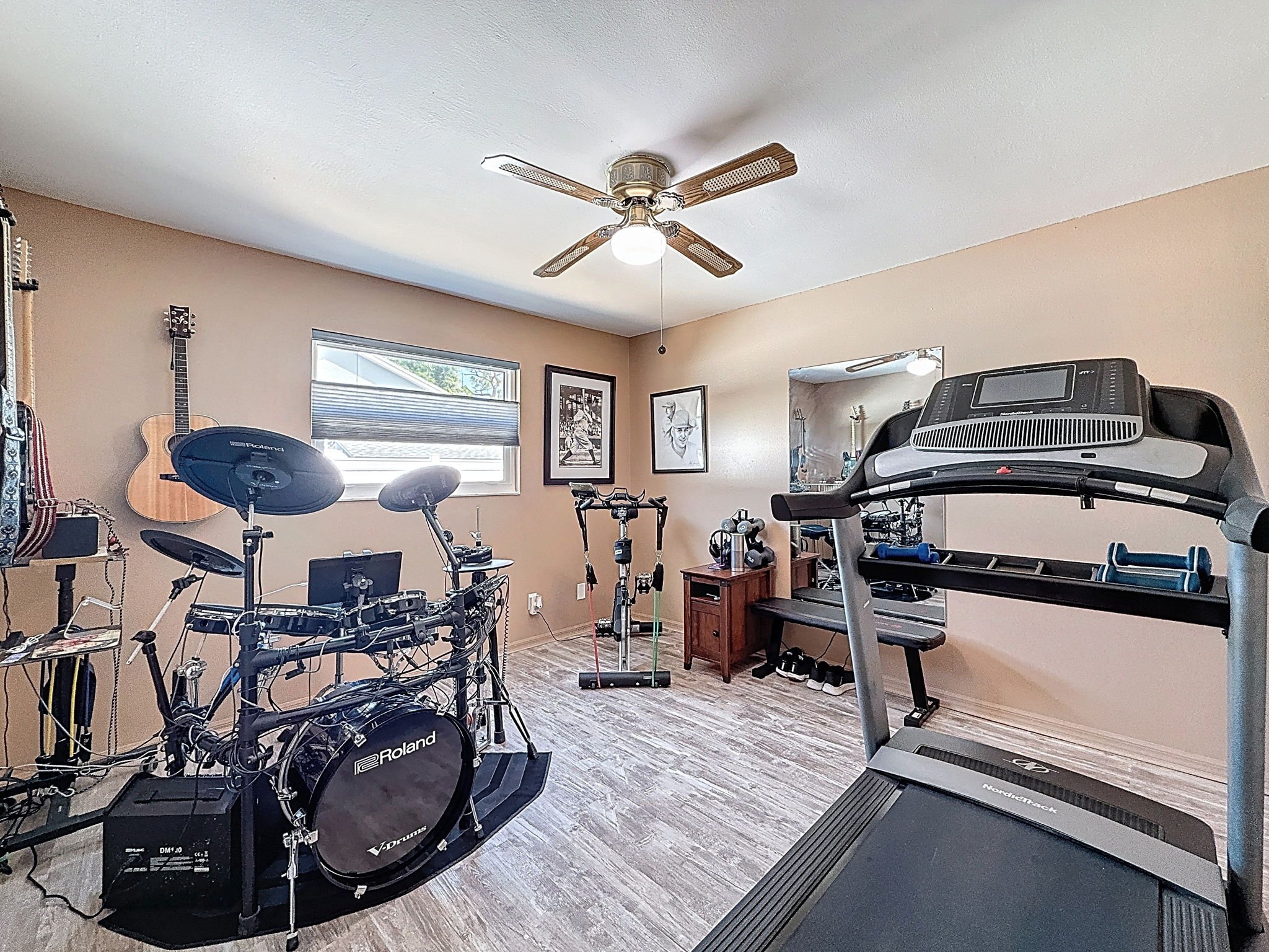 53-web-or-mls-1604-Gulf-Beach-Blvd-41.jpg