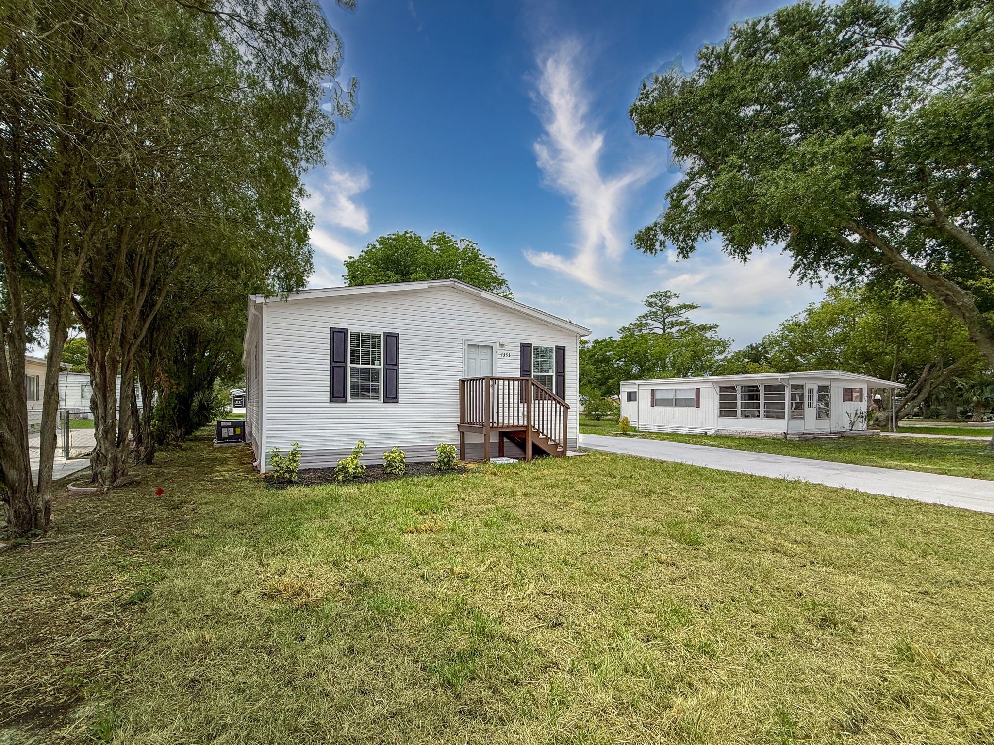 6-web-or-mls-7353-Thorpp-Ave-9.jpeg