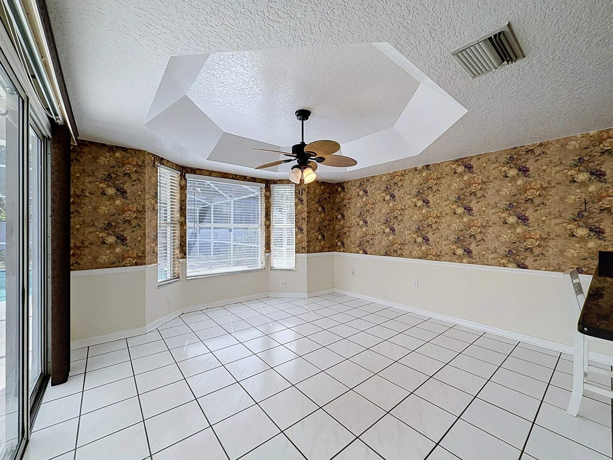 37-web-or-mls-10074-Sleepy-Willow-Ct-47.jpg