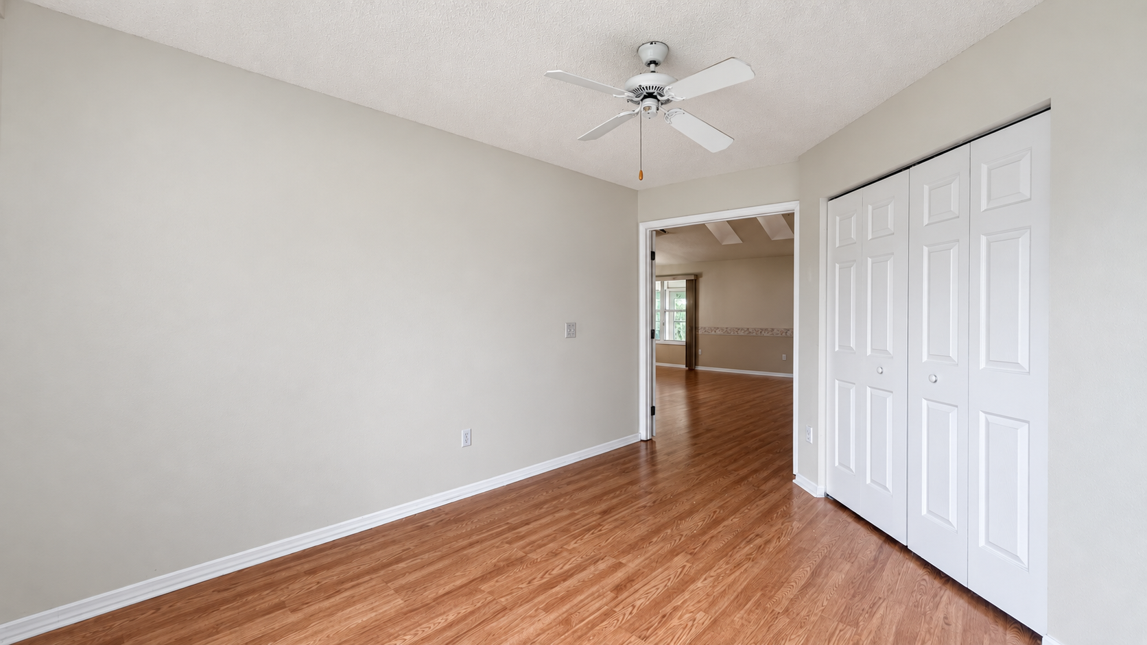 31 - Bedroom 3.jpg