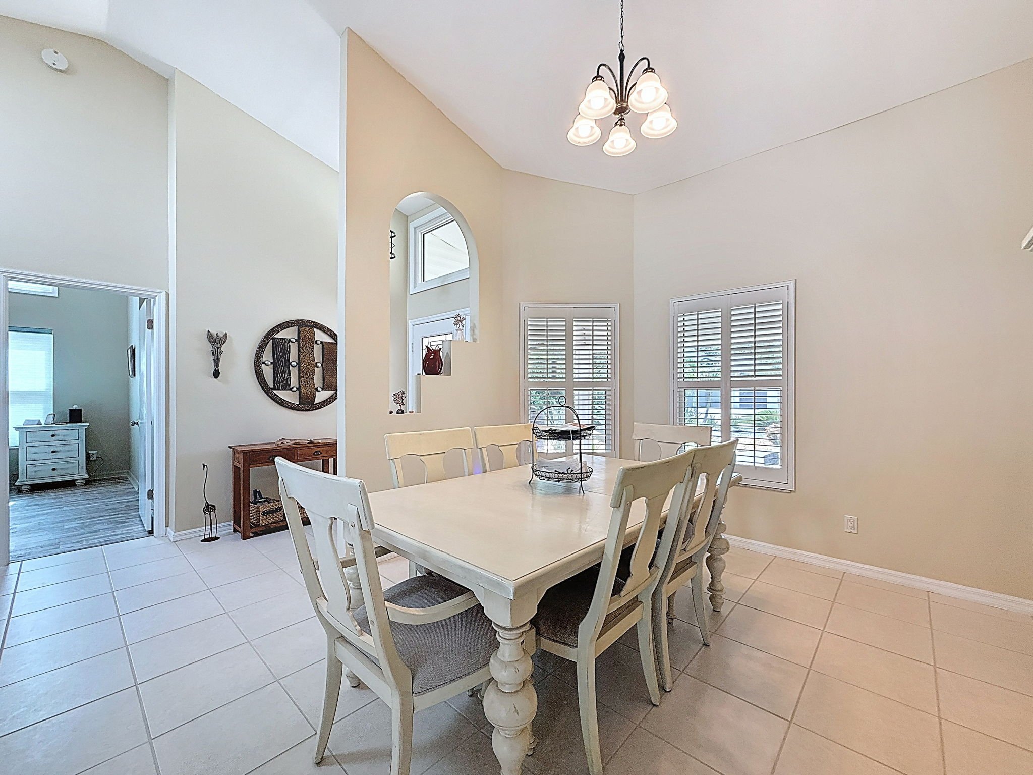 25-web-or-mls-1604-Gulf-Beach-Blvd-27.jpg