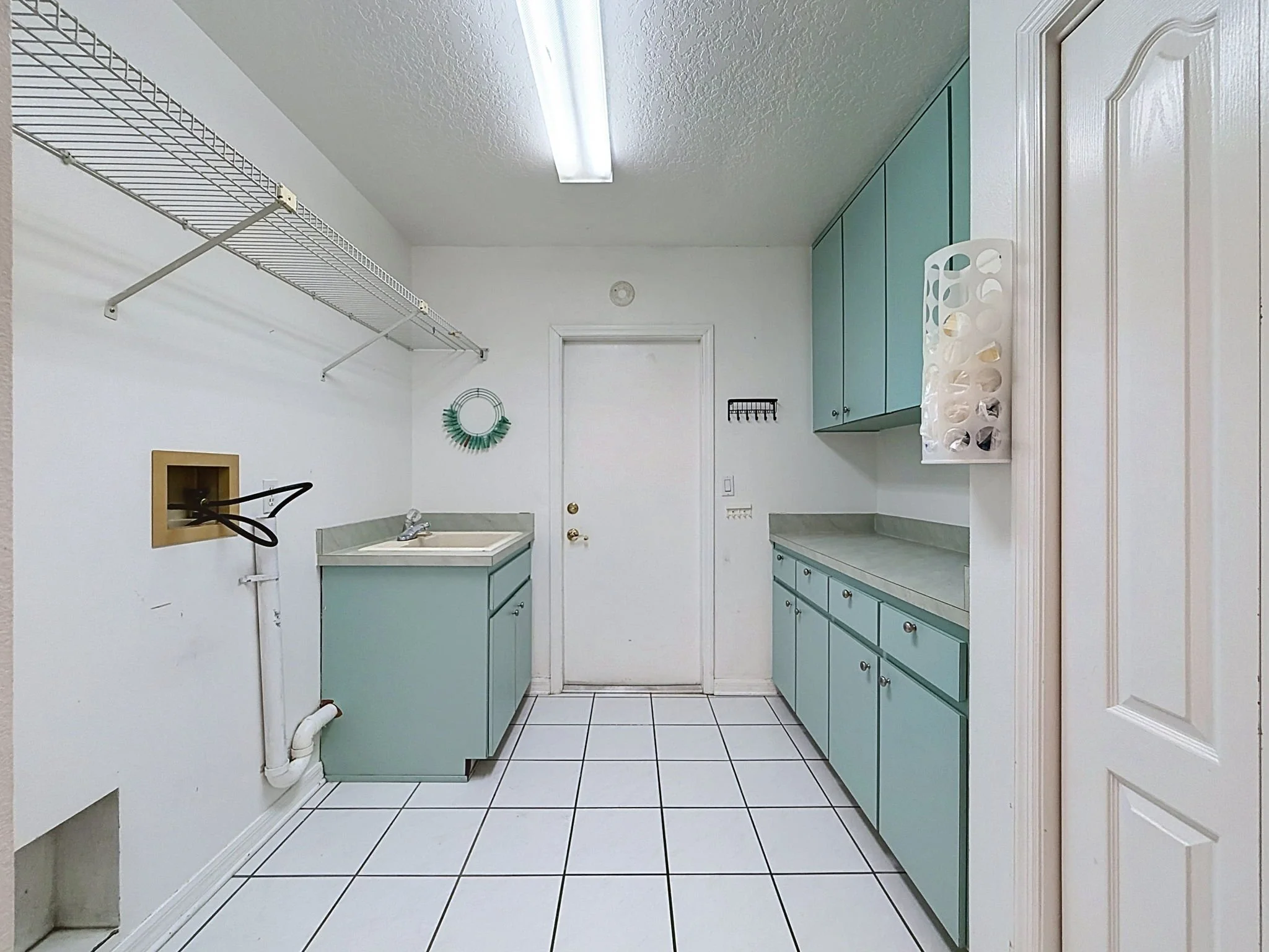 60-web-or-mls-10074-Sleepy-Willow-Ct-51.jpg