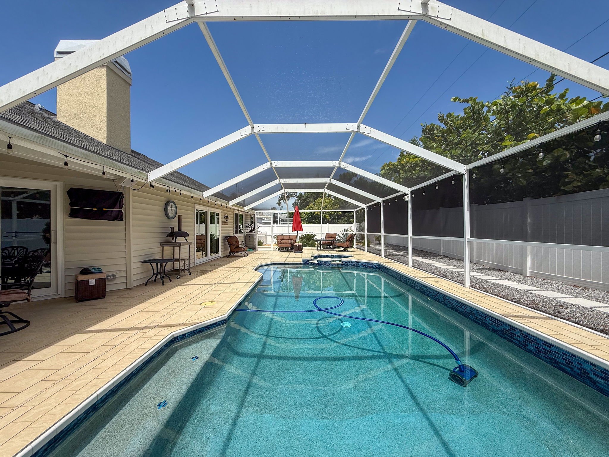 59-web-or-mls-1604-Gulf-Beach-Blvd-62.jpg