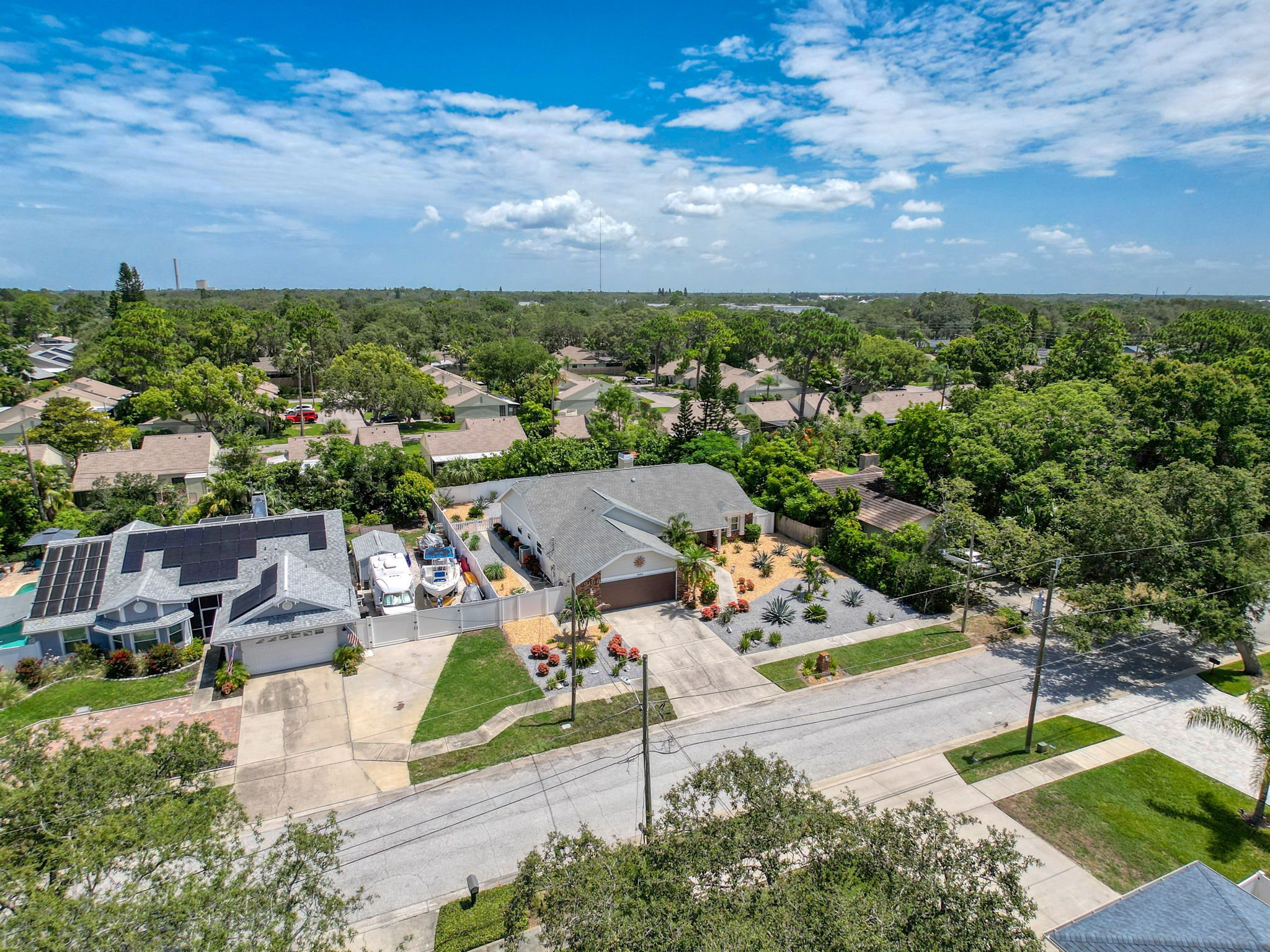 84-web-or-mls-1604-Gulf-Beach-Blvd-84.jpg