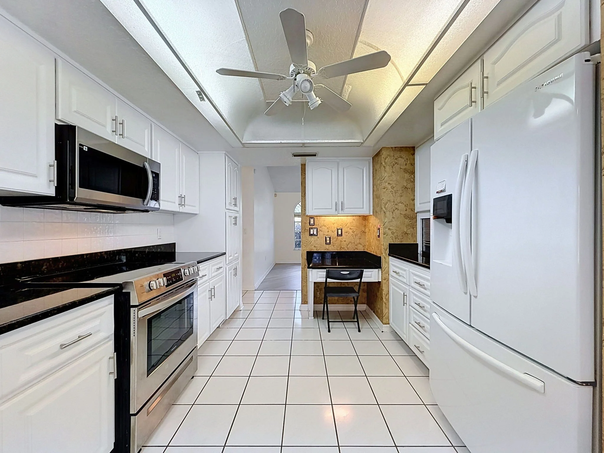 31-web-or-mls-10074-Sleepy-Willow-Ct-41.jpg