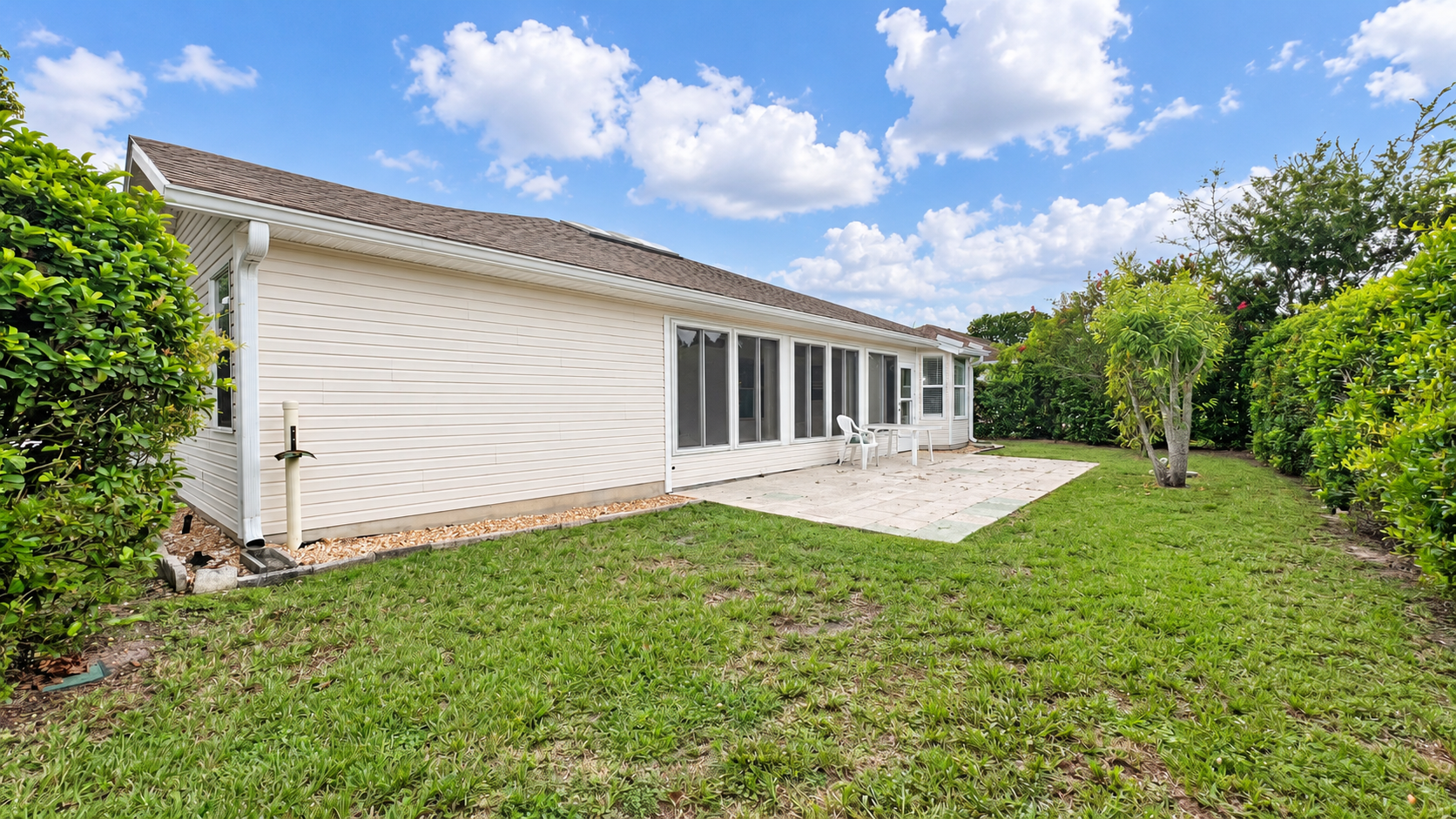 38 - Backyard.jpg