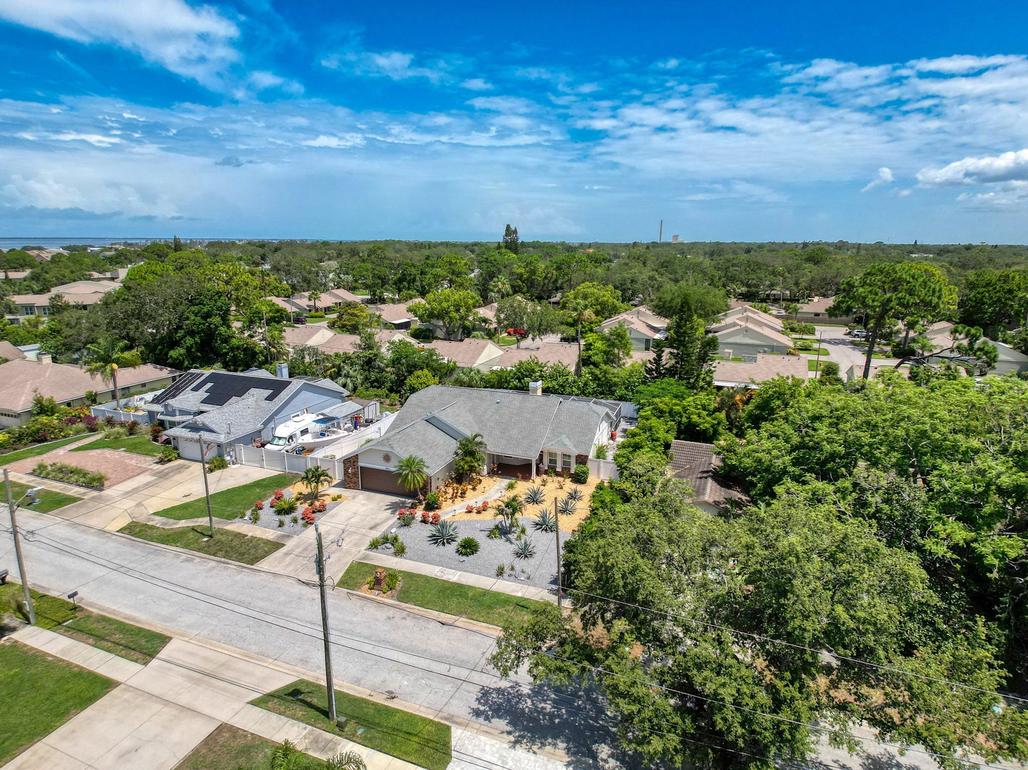 85-web-or-mls-1604-Gulf-Beach-Blvd-85.jpg