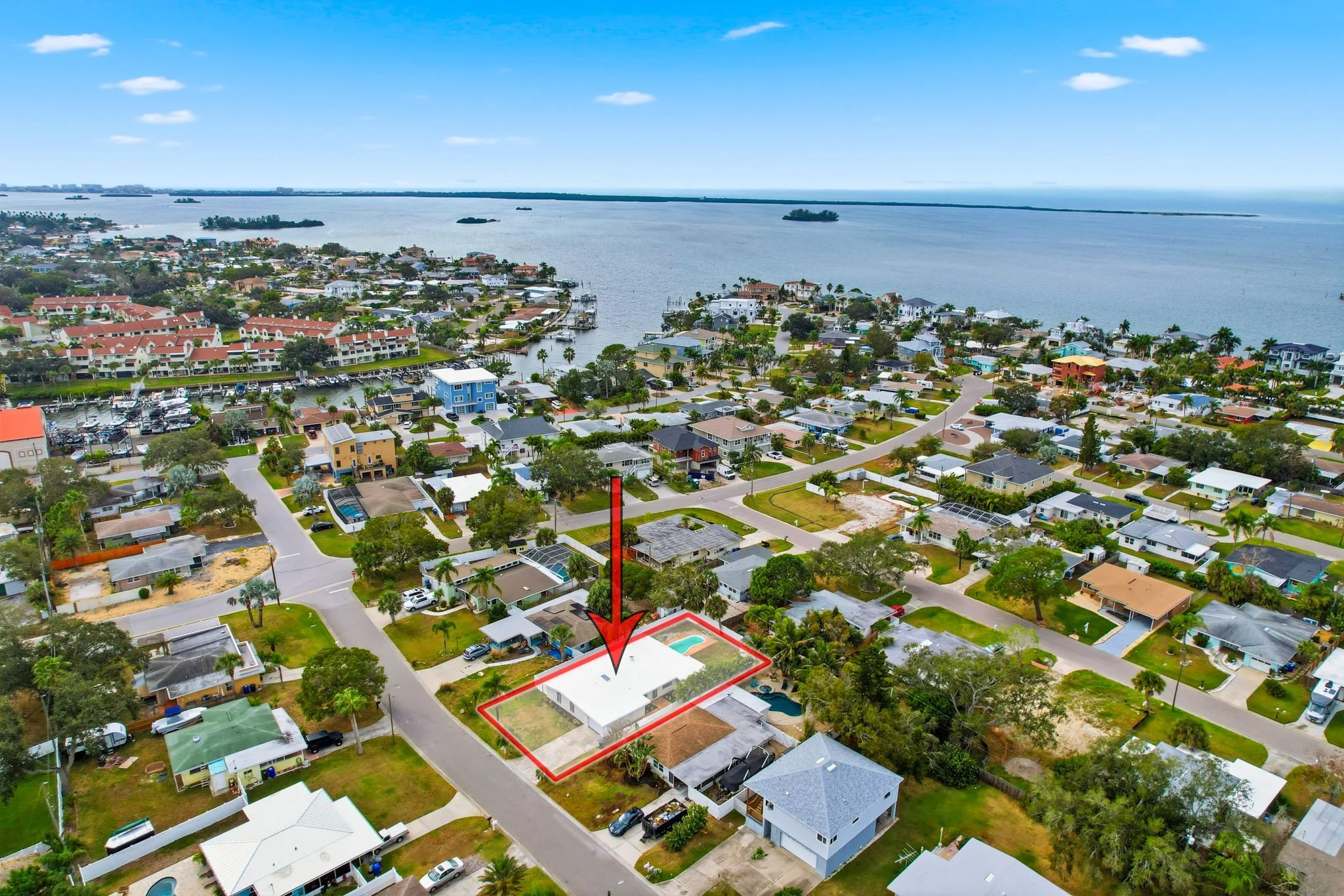 8-web-or-mls-2452-Baywood-Dr-E-9 copy.jpg