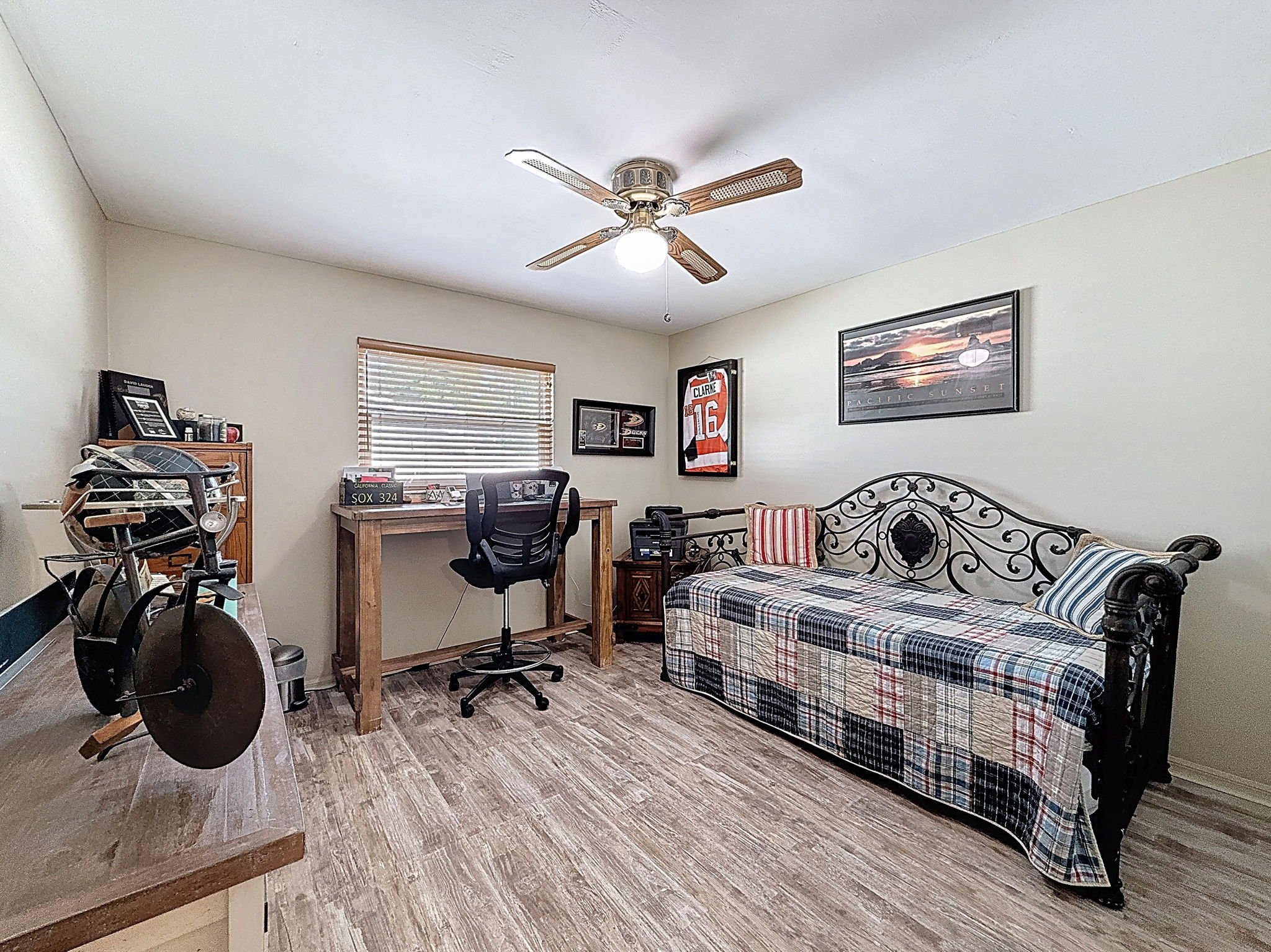 48-web-or-mls-1604-Gulf-Beach-Blvd-36.jpg