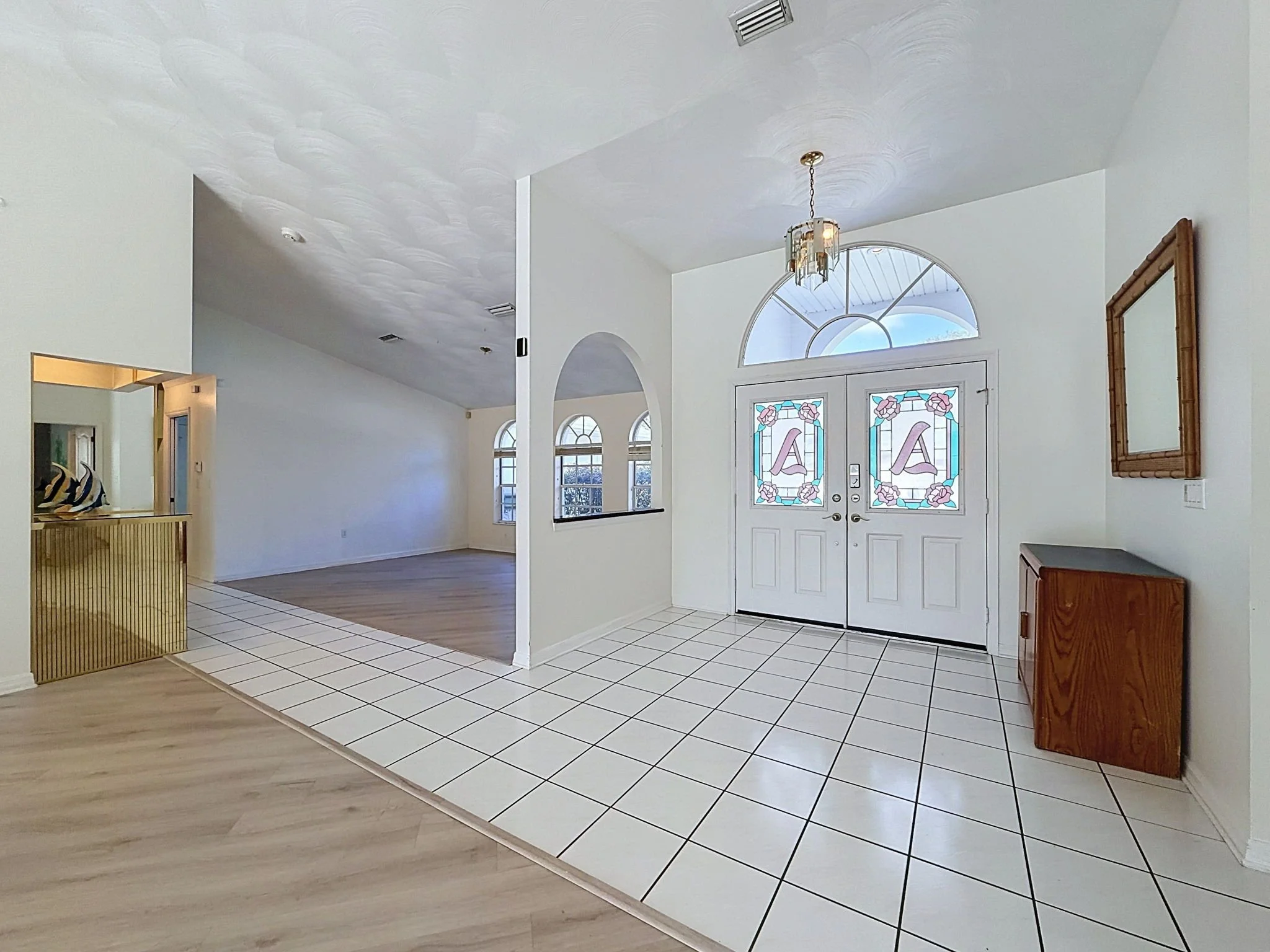 12-web-or-mls-10074-Sleepy-Willow-Ct-3.jpg