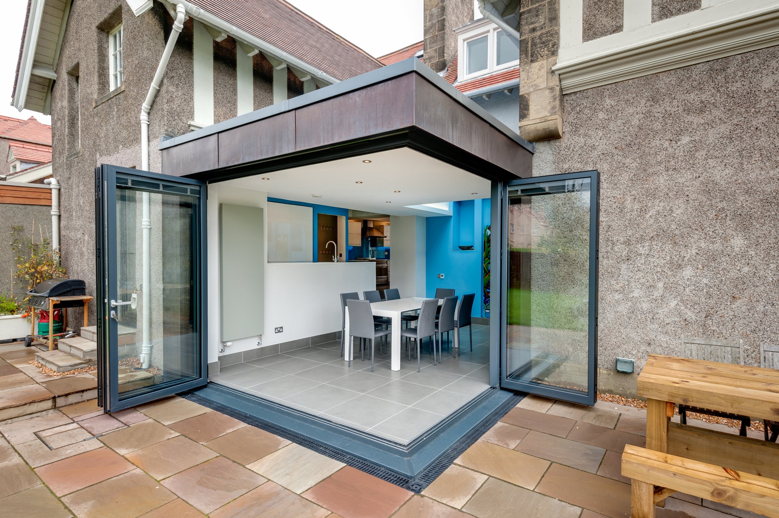 Contemporary house extension in Barnshot Road, Colinton, Edinburgh