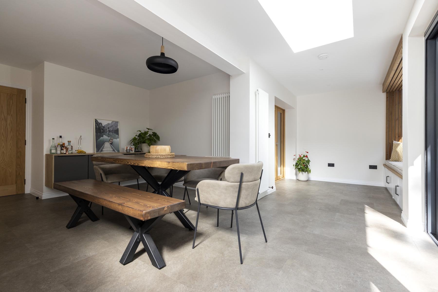 open plan dining room with roolfights and maximised daylight