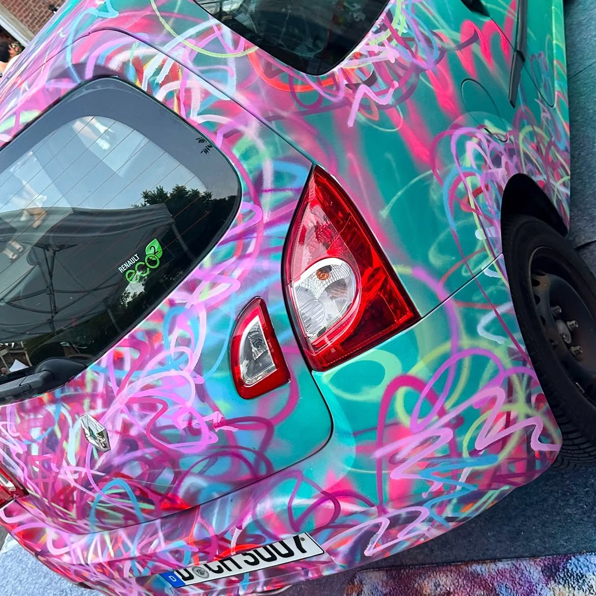 Best of KarambaTwingo 2 🥳🌈 #car #carspotter #karambabamba #colour #design-6.jpg