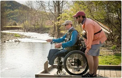 Disabled-Veteran-fishing,-Courtesy-of-projecthealingwaters.jpg