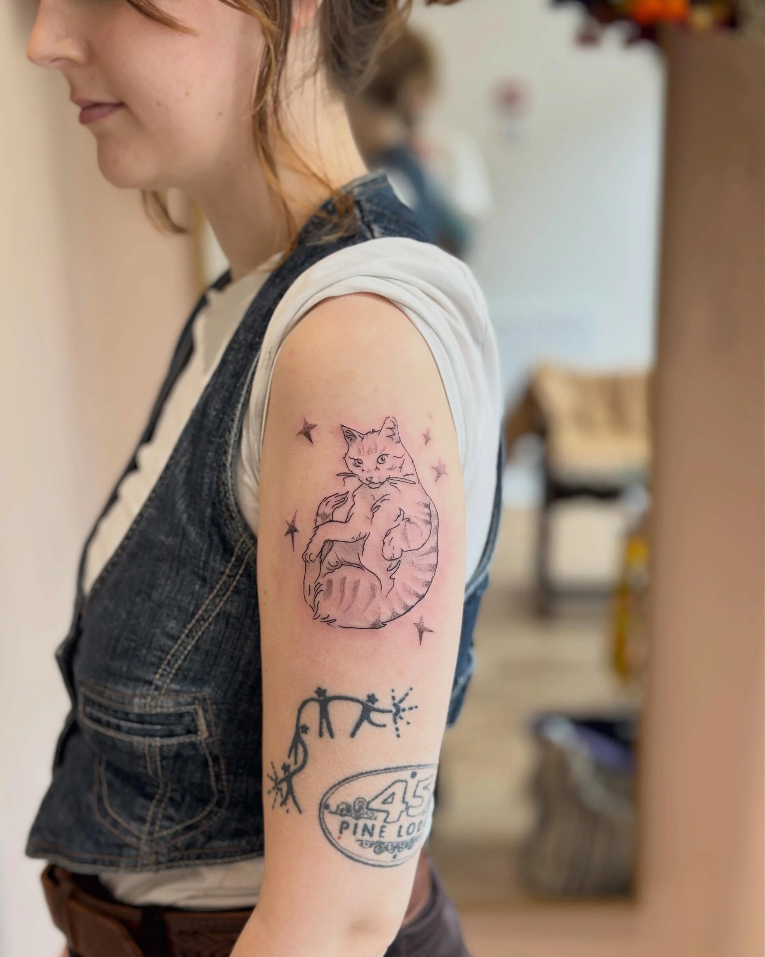 Memorial portrait of Murphy who was my client&rsquo;s best pal for 14 years 🧡🦁 I love celebrating your special little guys and hearing your favourite memories. Huge thanks to Ellie for trusting me with such a special tattoo at @anchoressnorwich