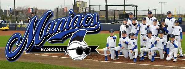 Youth baseball team and coaches with a large Maniacs Baseball banner design.