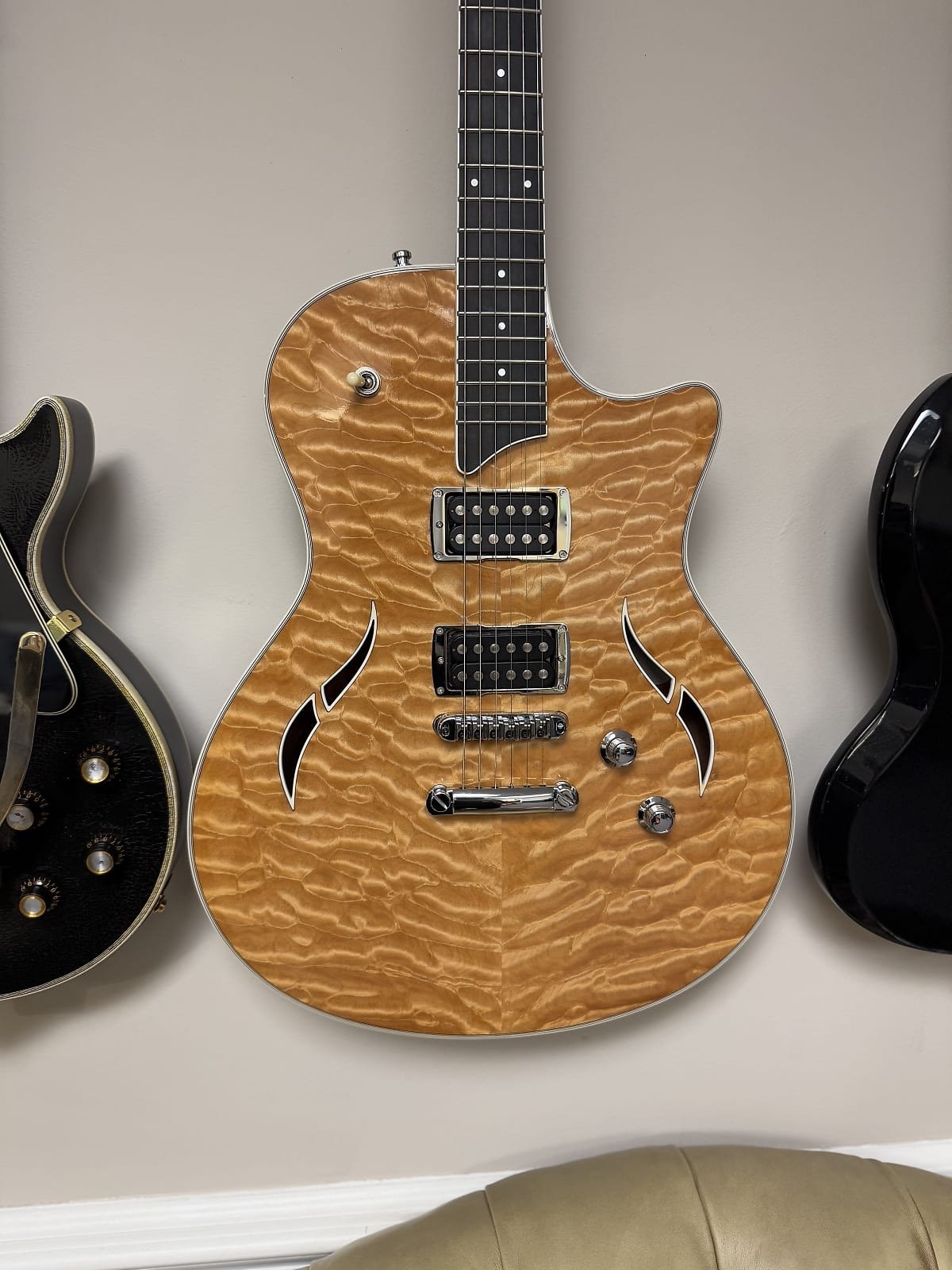 Taylor T3 2009 - Present - Natural