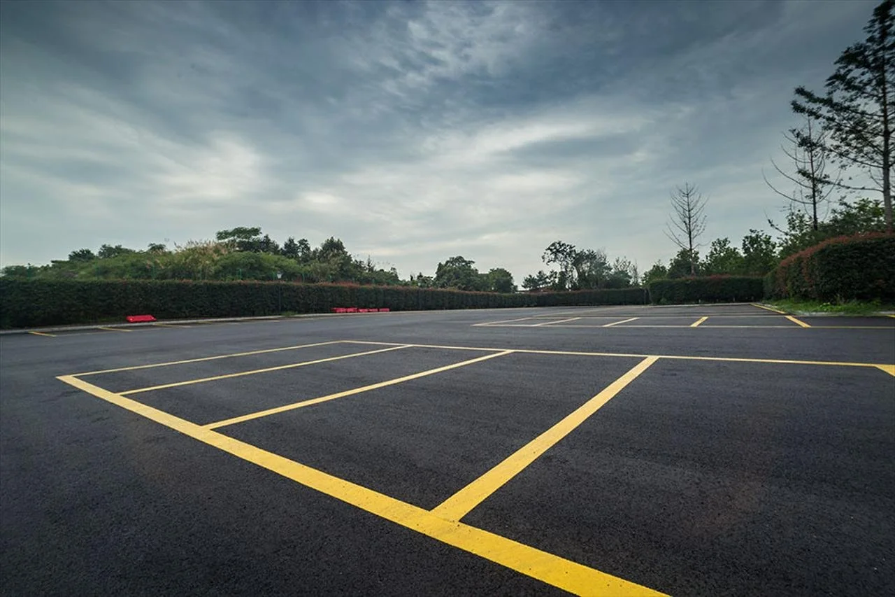 Your Parking Lot Is Talking About Your Business — What Is it Saying?