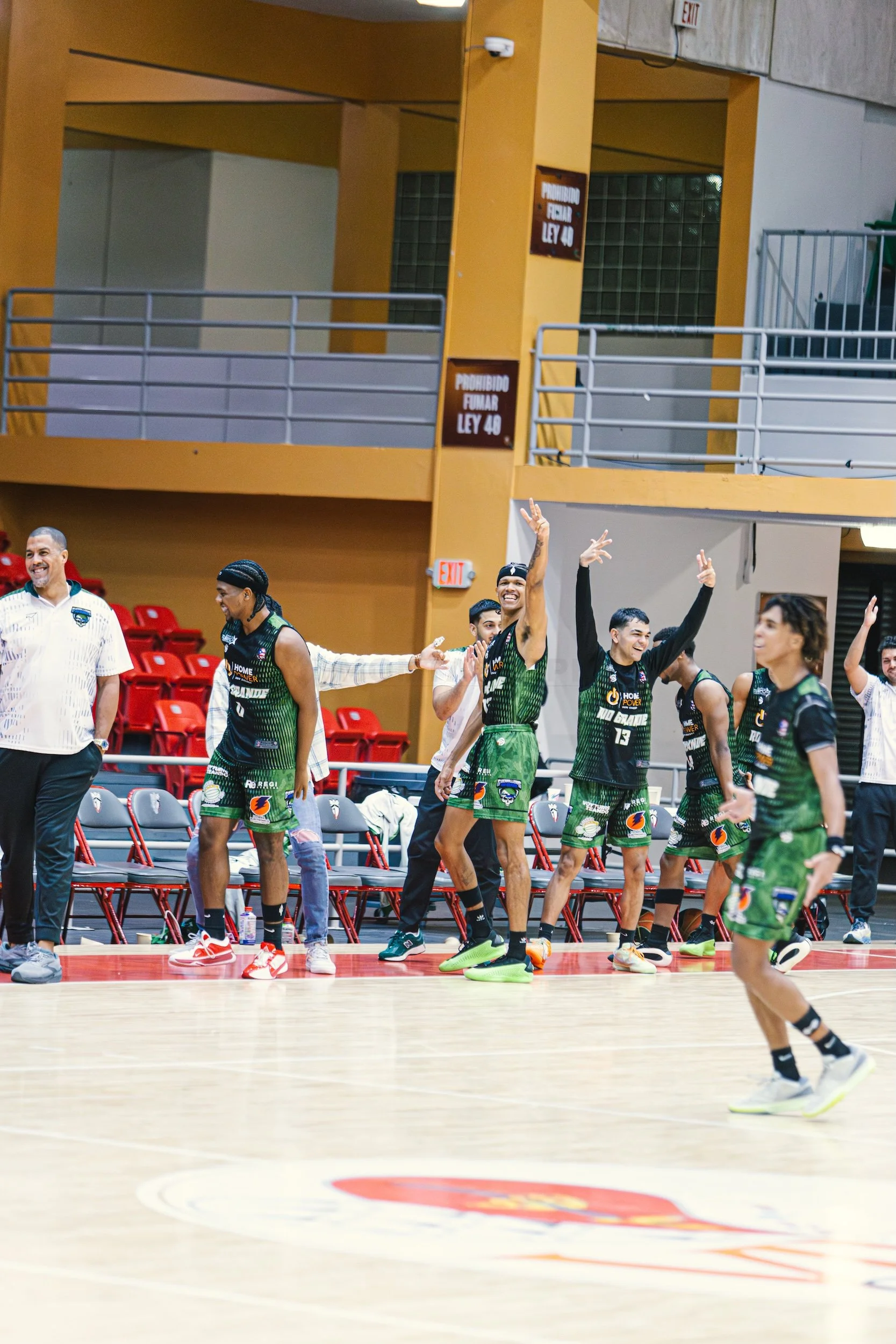 Fotos_Guerrilleros vs Gigantes_Dic28_Montalvophy_IG-27.jpg