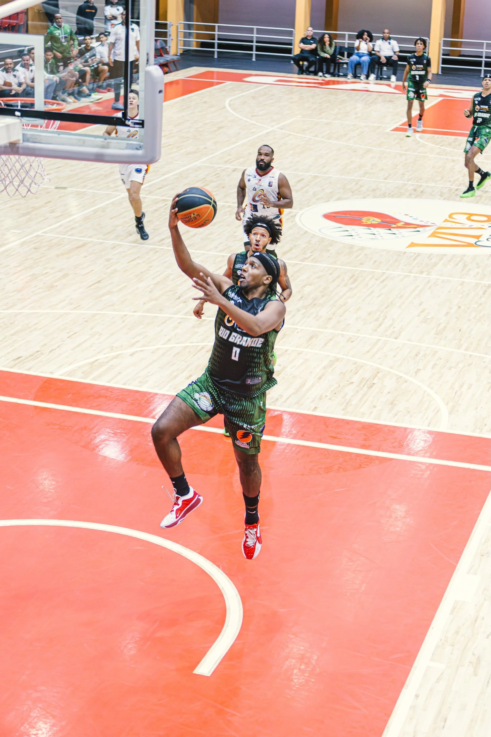 Fotos_Guerrilleros vs Gigantes_Dic28_Montalvophy_IG-072.jpg