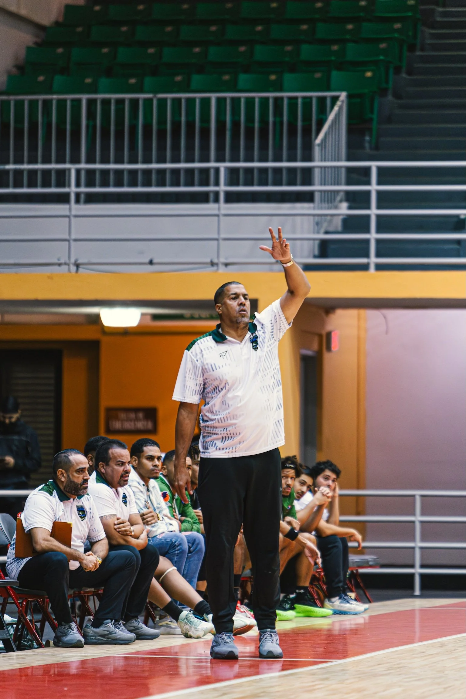 Fotos_Guerrilleros vs Gigantes_Dic28_Montalvophy_IG-033.jpg
