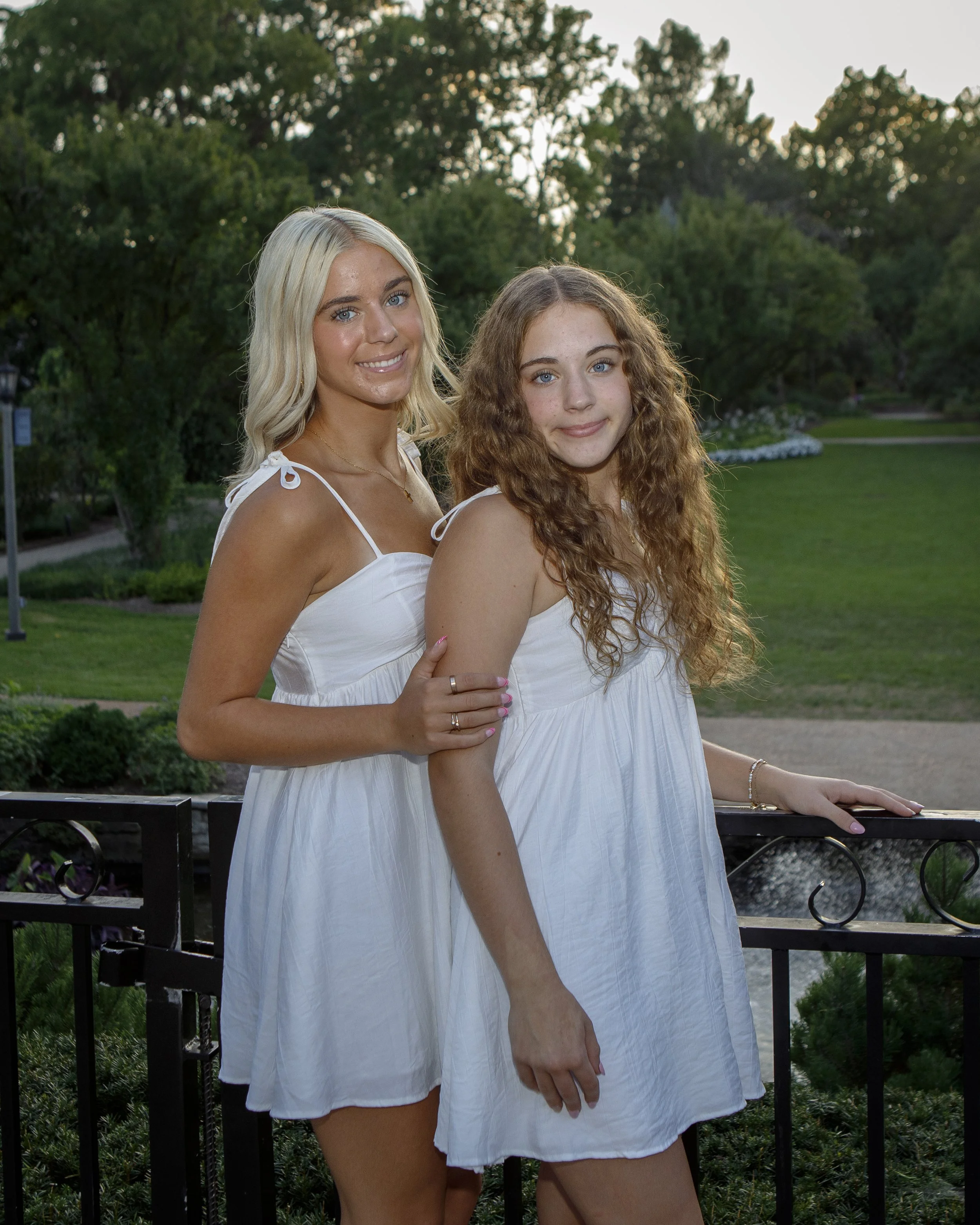 tessa-senior-family-photos-0309.jpg