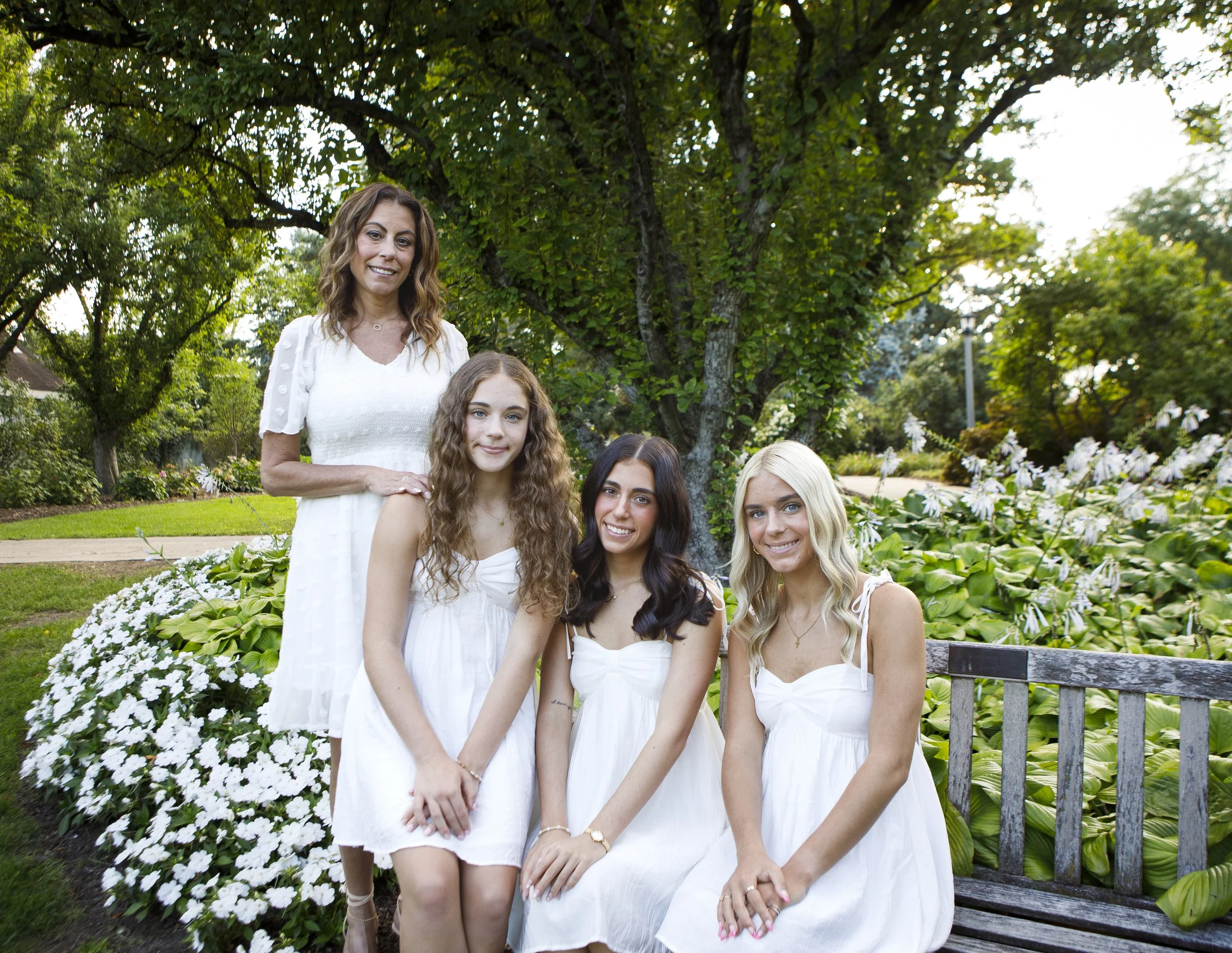 tessa-senior-family-photos-0142.jpg