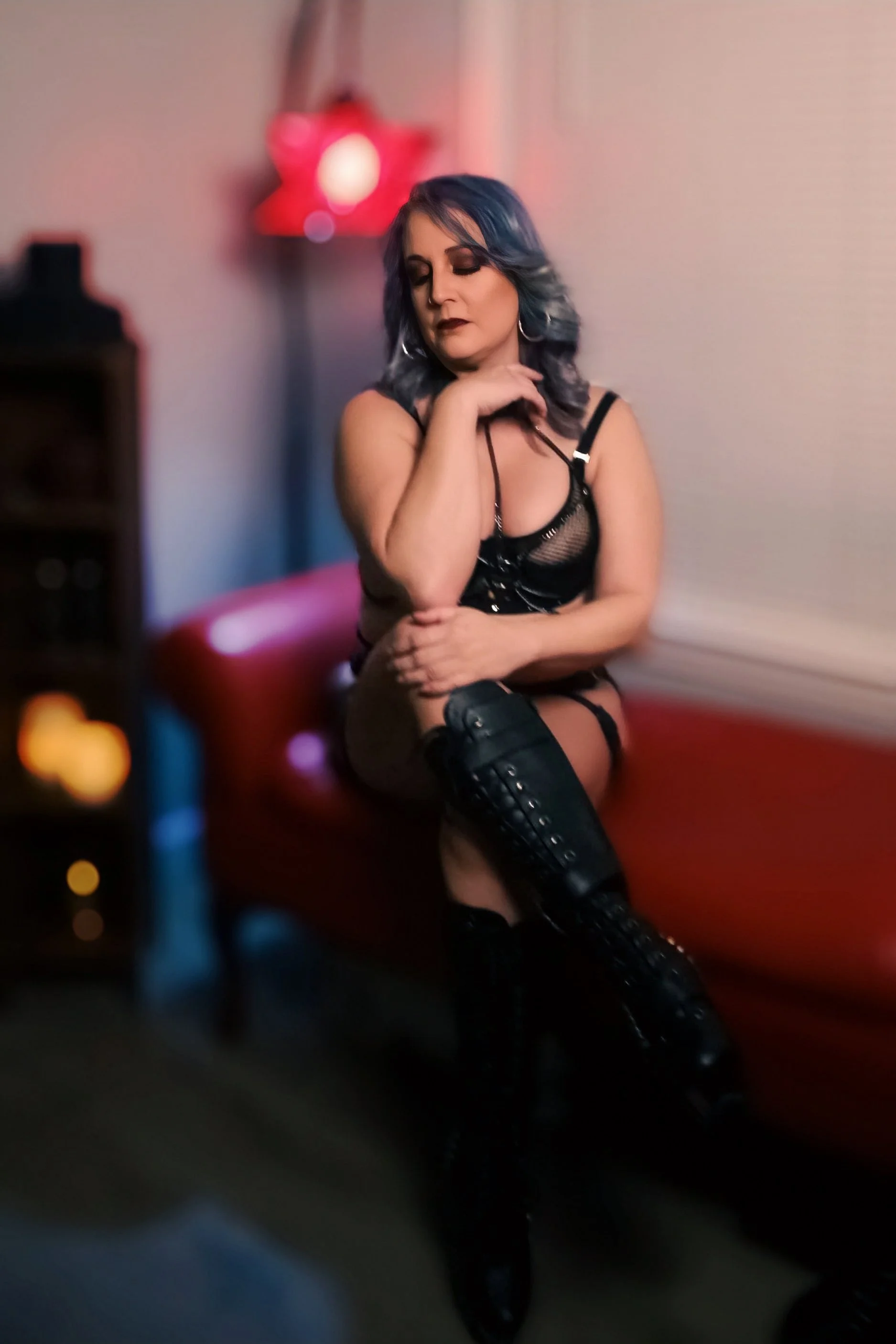 Lady Elle at The Domicile - photo by Brandy Holcombe-Cribb